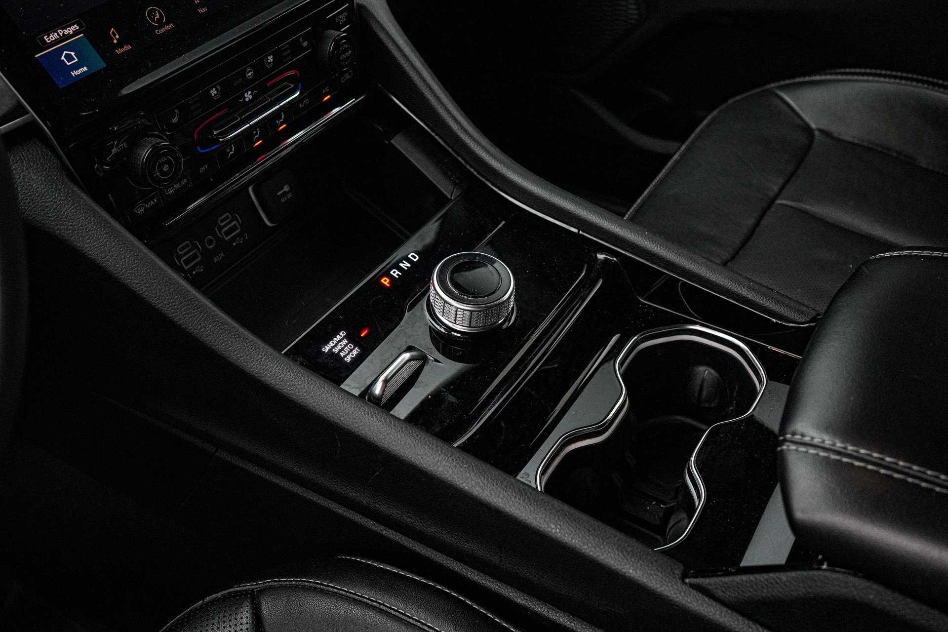 /firstmotors/2023-Jeep-GrandCherokee-2333759526220991.jpg