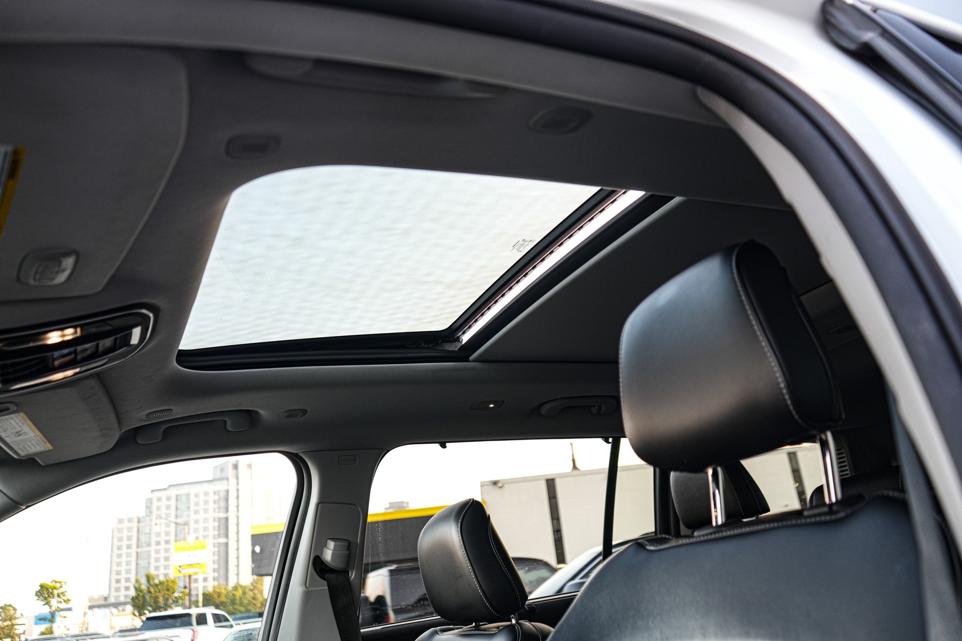 /firstmotors/2023-Jeep-GrandCherokee-3919802346411916.jpg