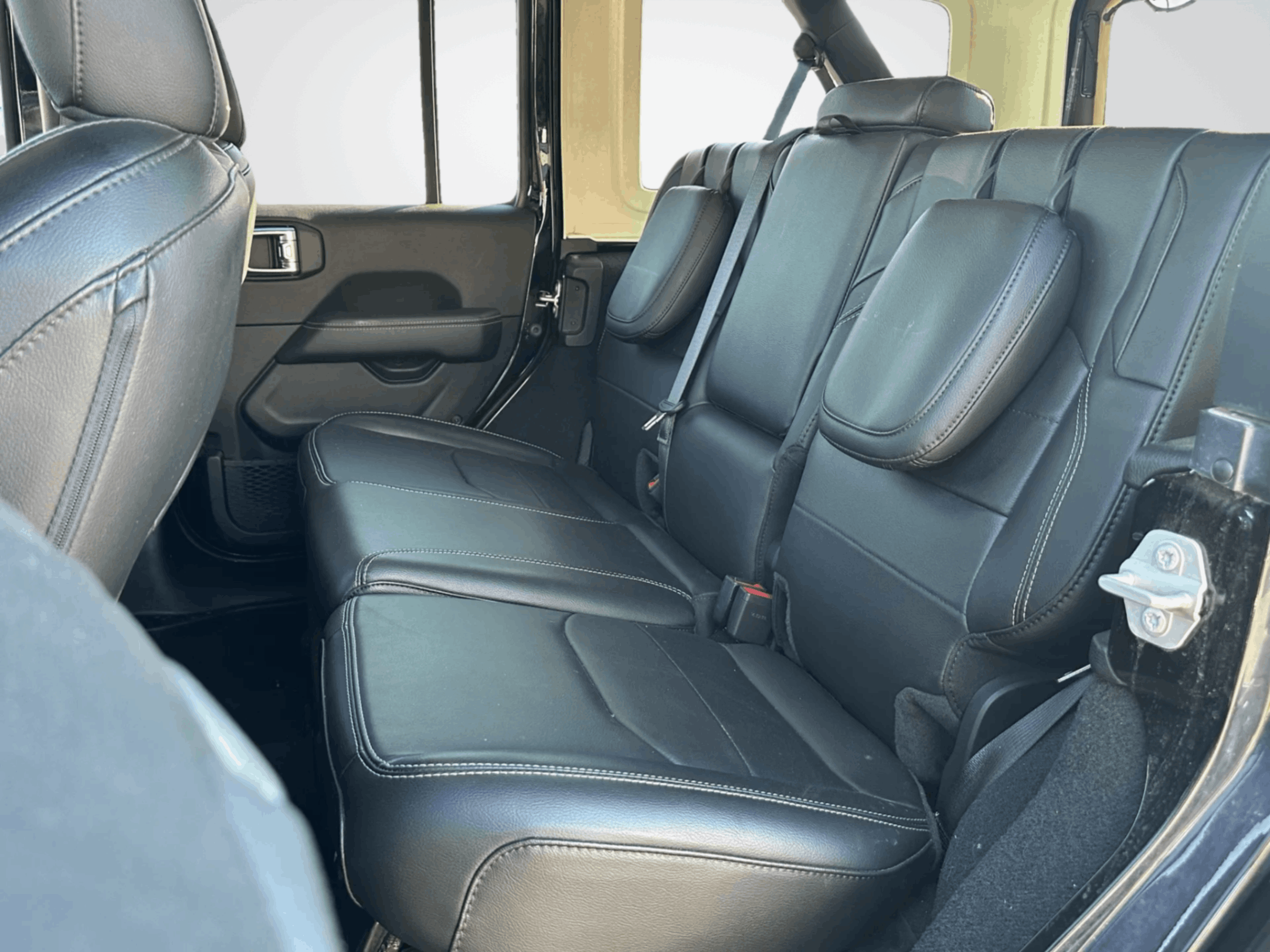 /firstmotors/2023-Jeep-Wrangler4xe-030670067857943017.jpg