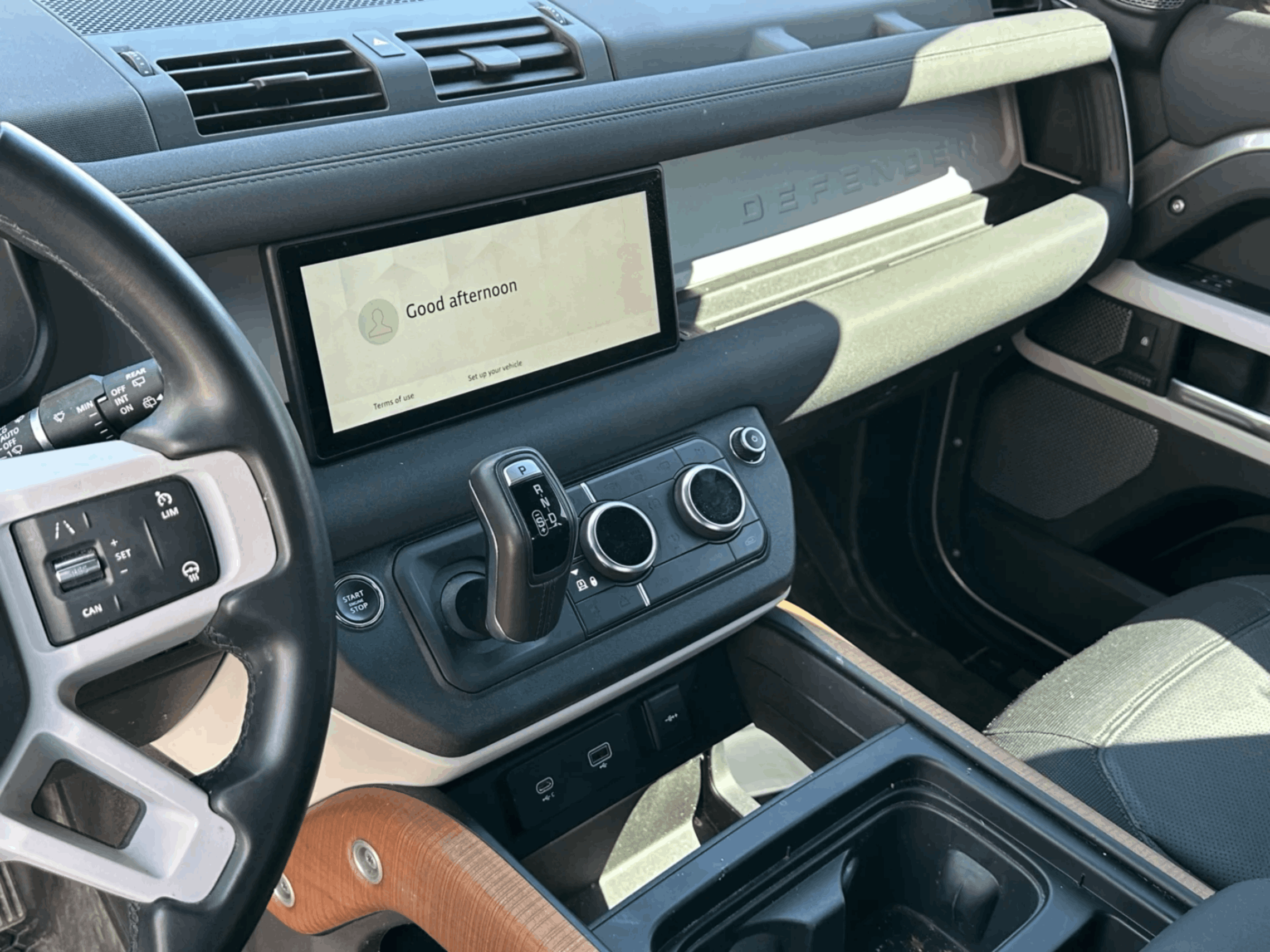 /firstmotors/2023-LandRover-Defender-9489444414504129.jpg