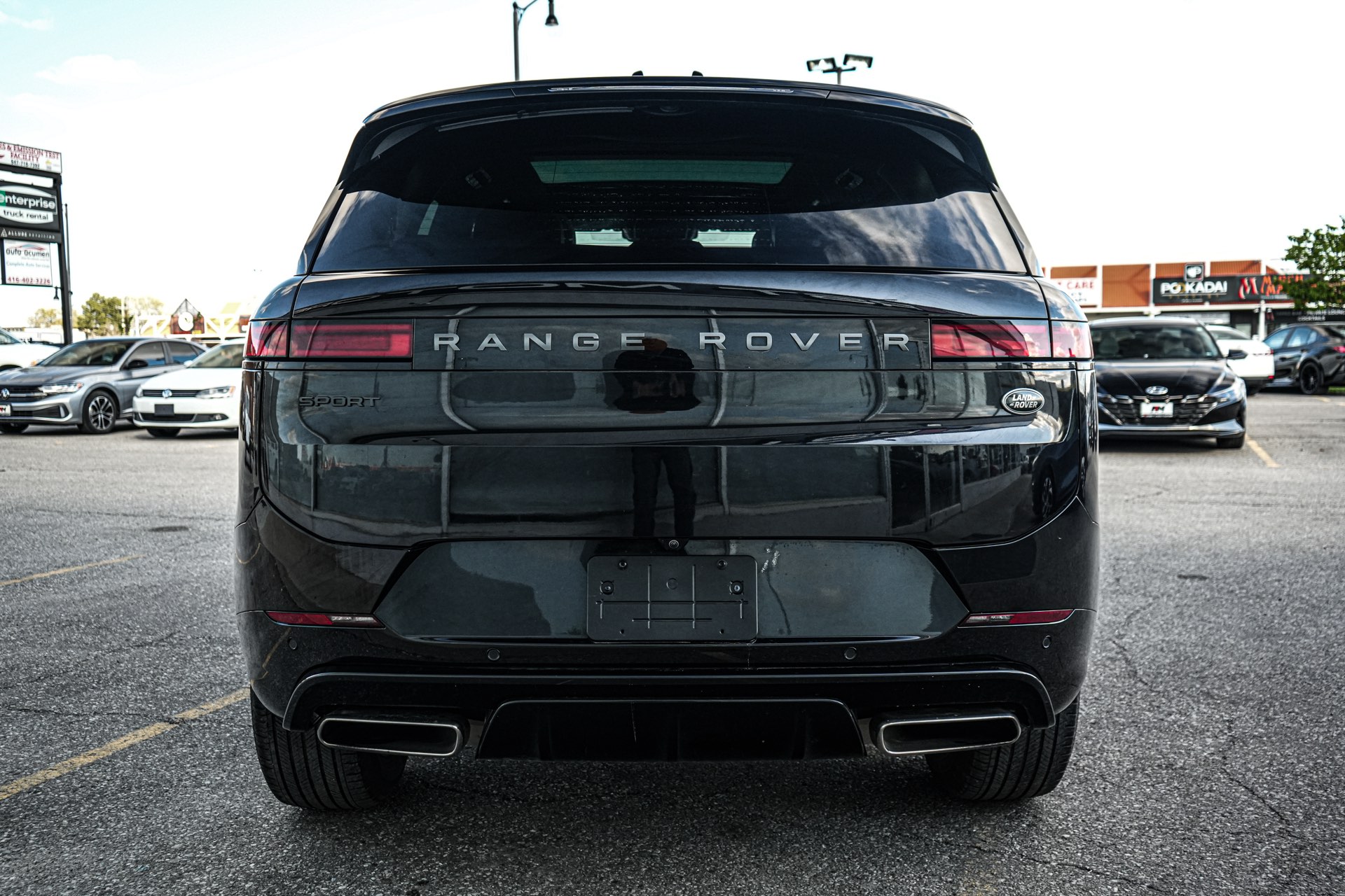 /firstmotors/2023-LandRover-RangeRover-13393392475932964.jpg