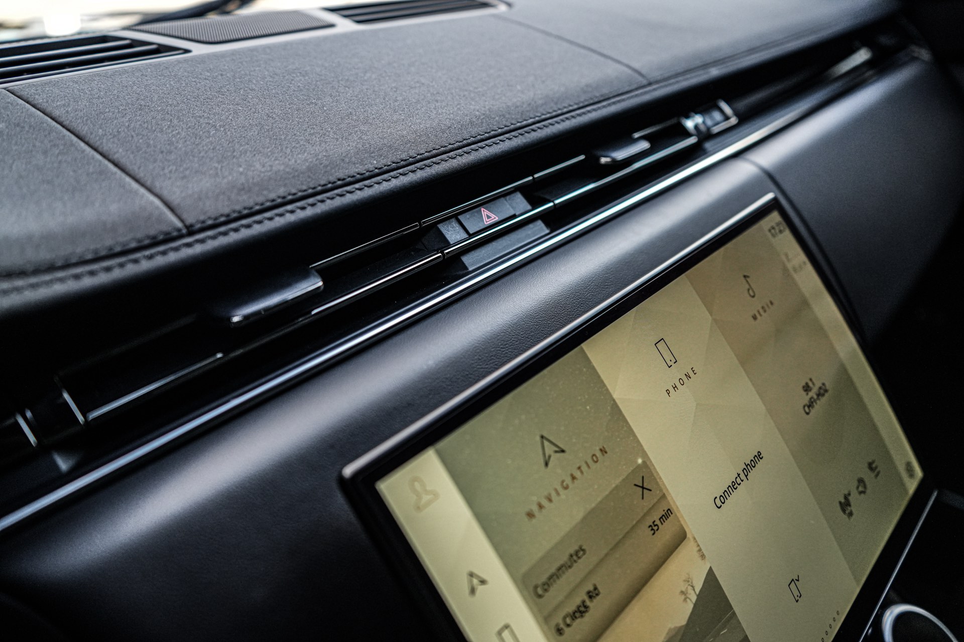 /firstmotors/2023-LandRover-RangeRover-33671590108348437.jpg