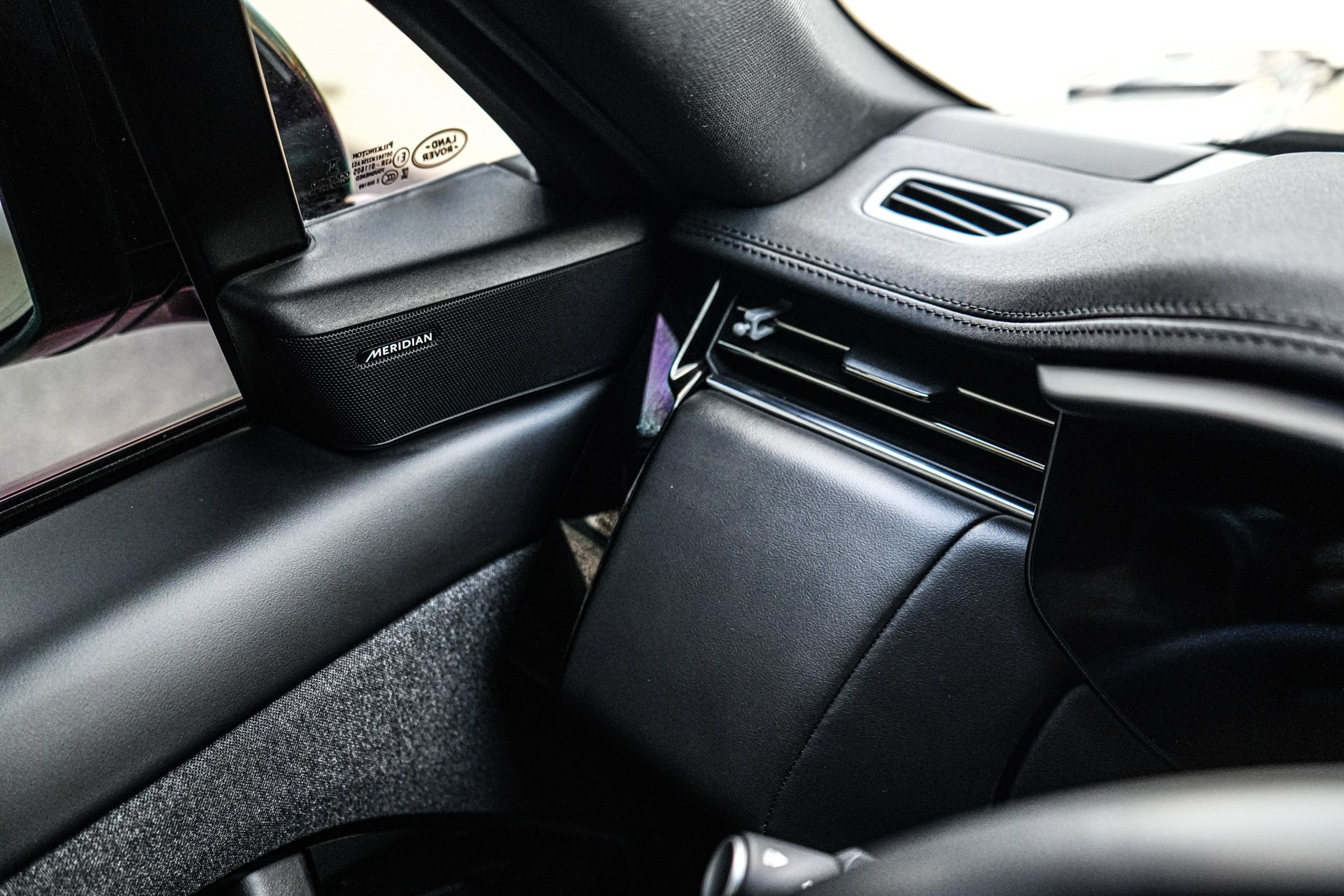 /firstmotors/2023-LandRover-RangeRover-7551174650642396.jpg