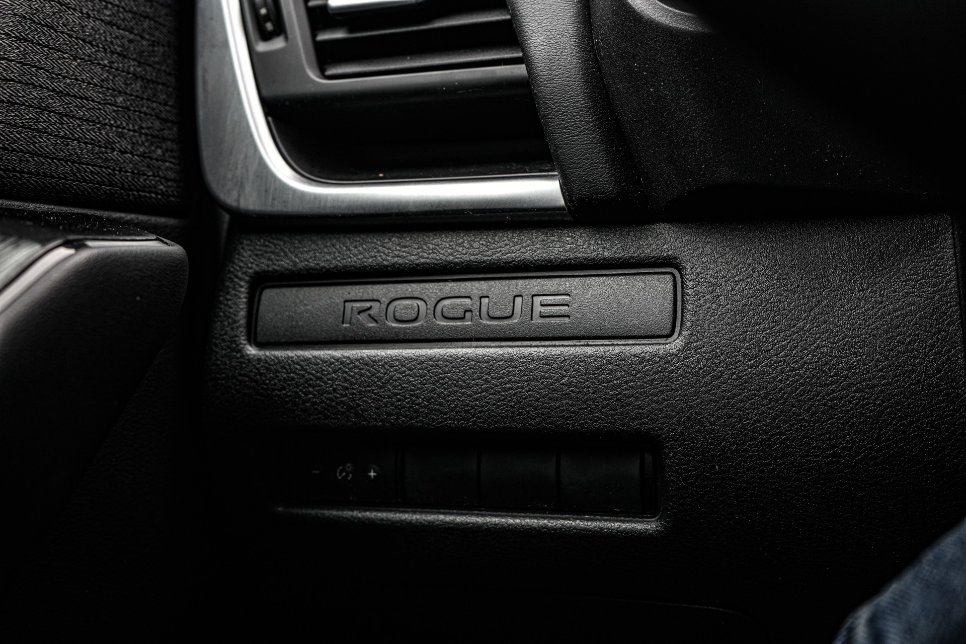 /firstmotors/2023-Nissan-Rogue-1772123742029228.jpg