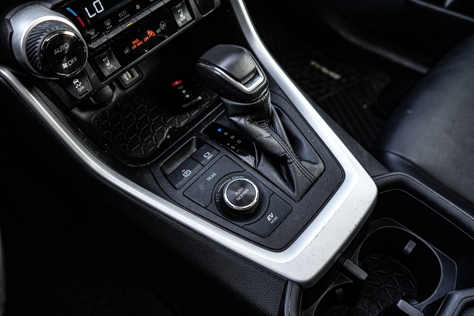 /firstmotors/2023-Toyota-RAV4-4599159938526529.jpg