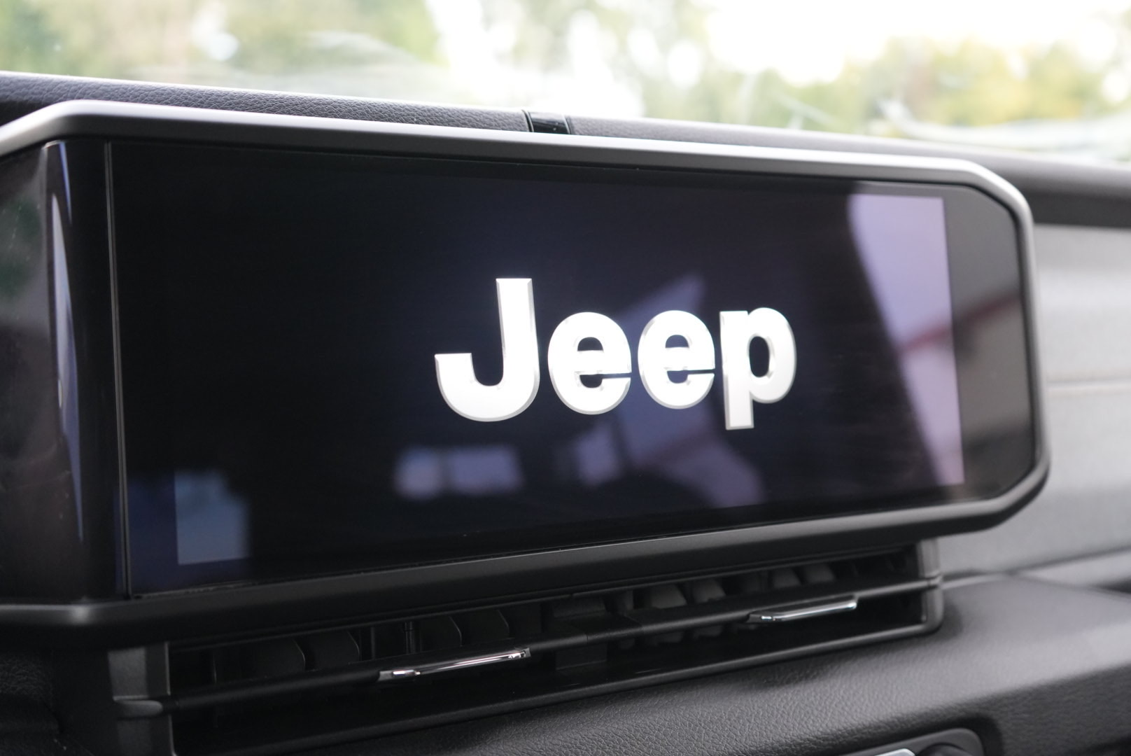 /firstmotors/2024-Jeep-Wrangler-09826753098985175.jpg