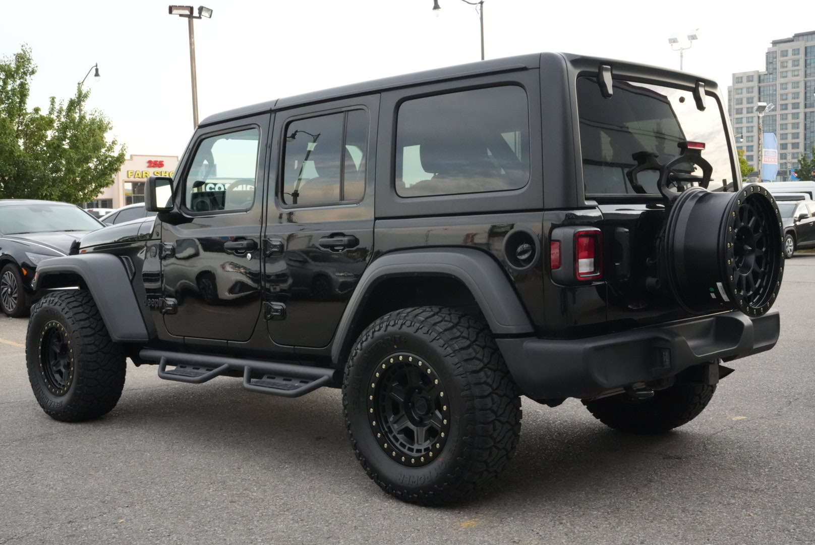 /firstmotors/2024-Jeep-Wrangler-3124545659737259.jpg