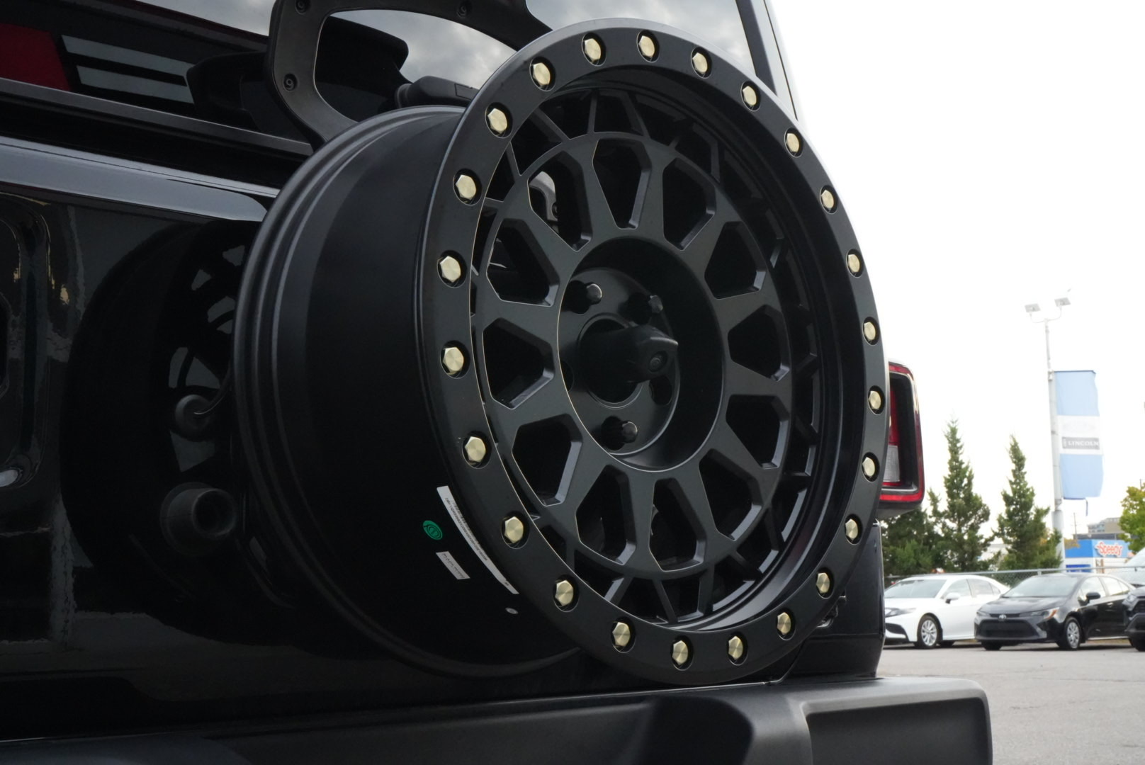 /firstmotors/2024-Jeep-Wrangler-4246913230883167.jpg