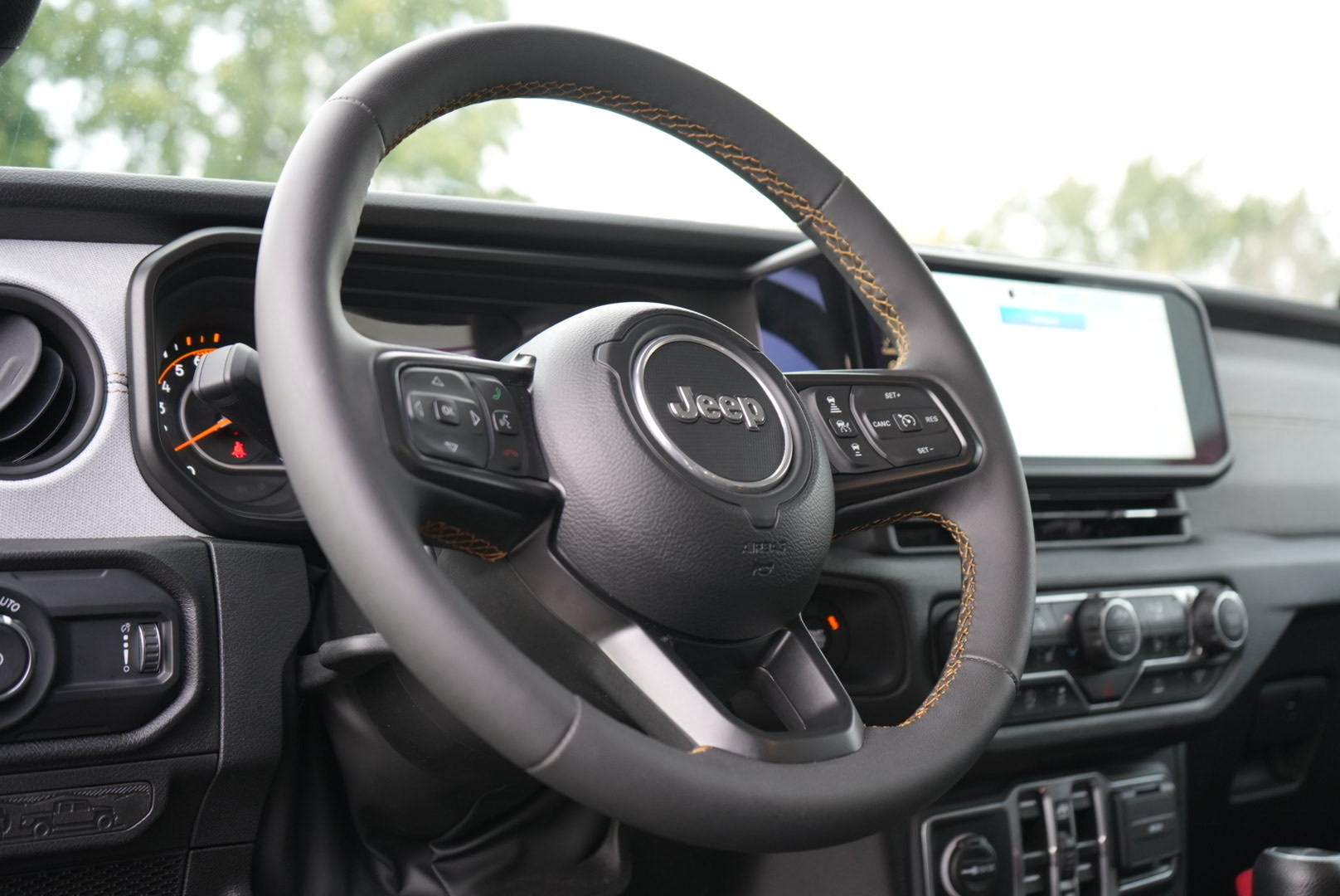 /firstmotors/2024-Jeep-Wrangler-507549959548456.jpg