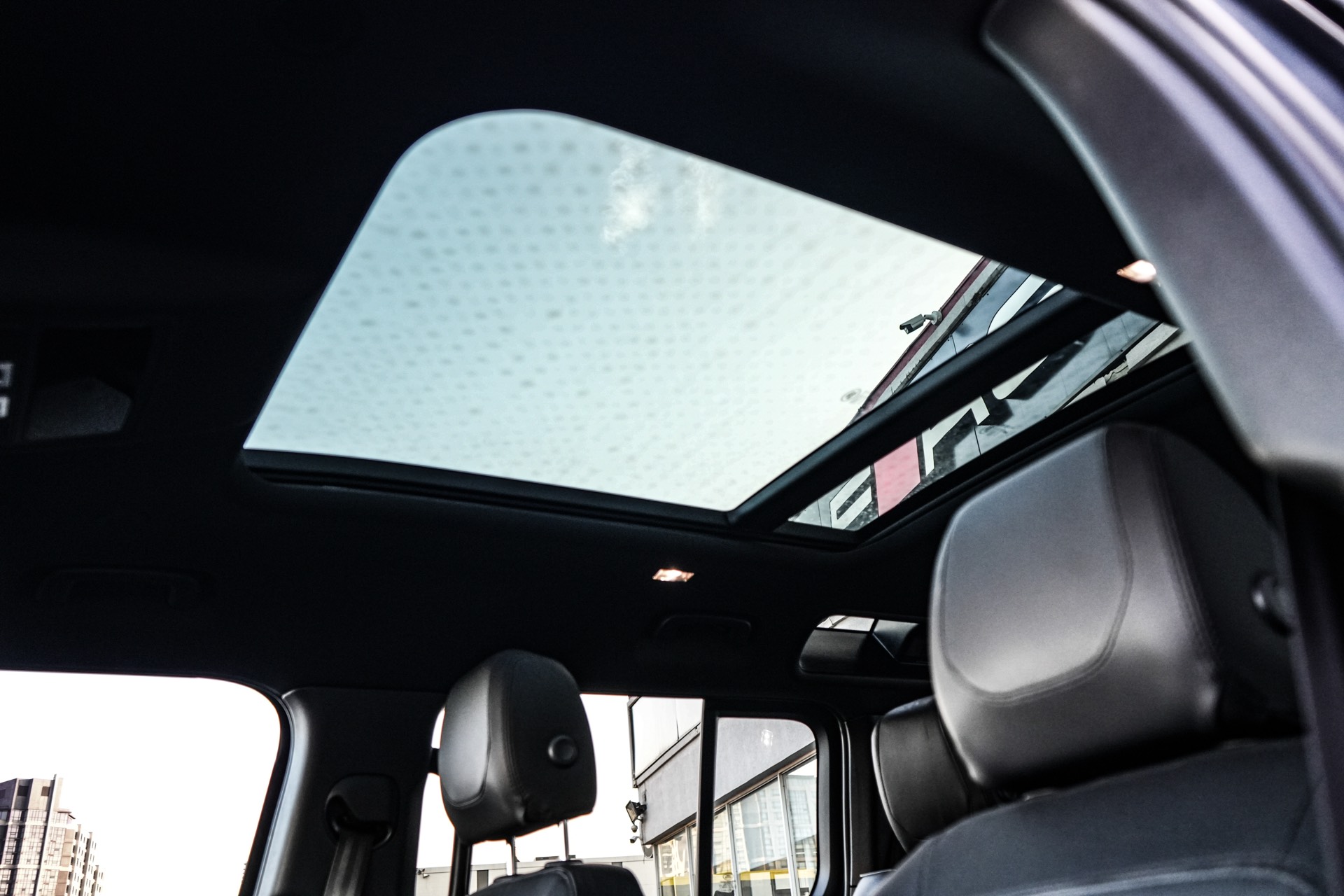 /firstmotors/2024-LandRover-Defender-6625648610557087.jpg