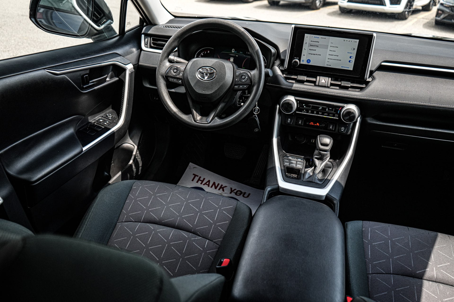 /firstmotors/2024-Toyota-RAV4-7438648013222984.jpg