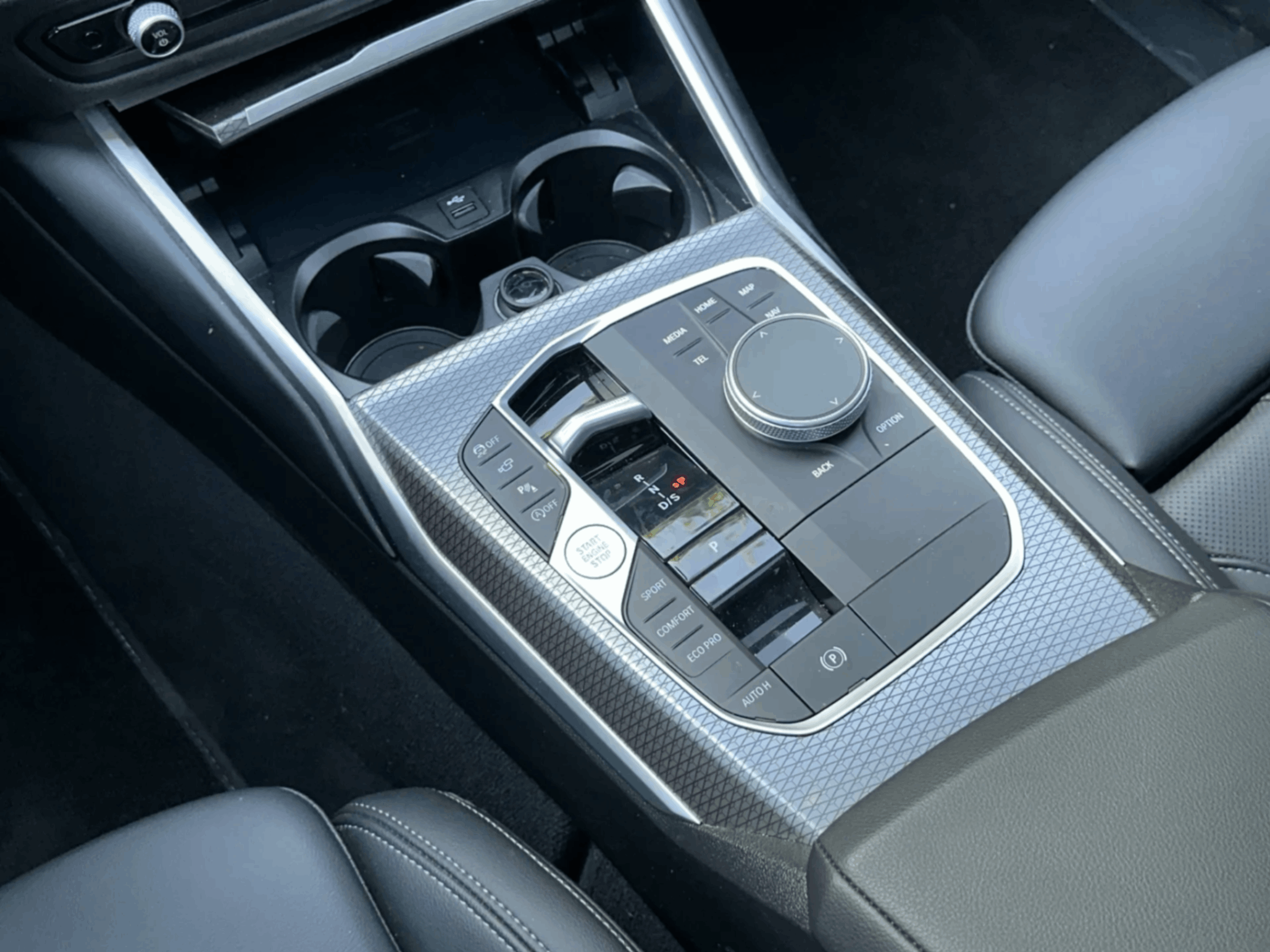 /firstmotors/2025-BMW-3-Series-7487932624819116.jpg
