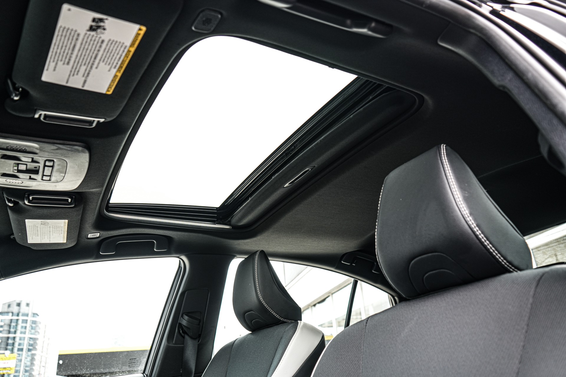 /firstmotors/2025-Toyota-Camry-2653024038935119.jpg