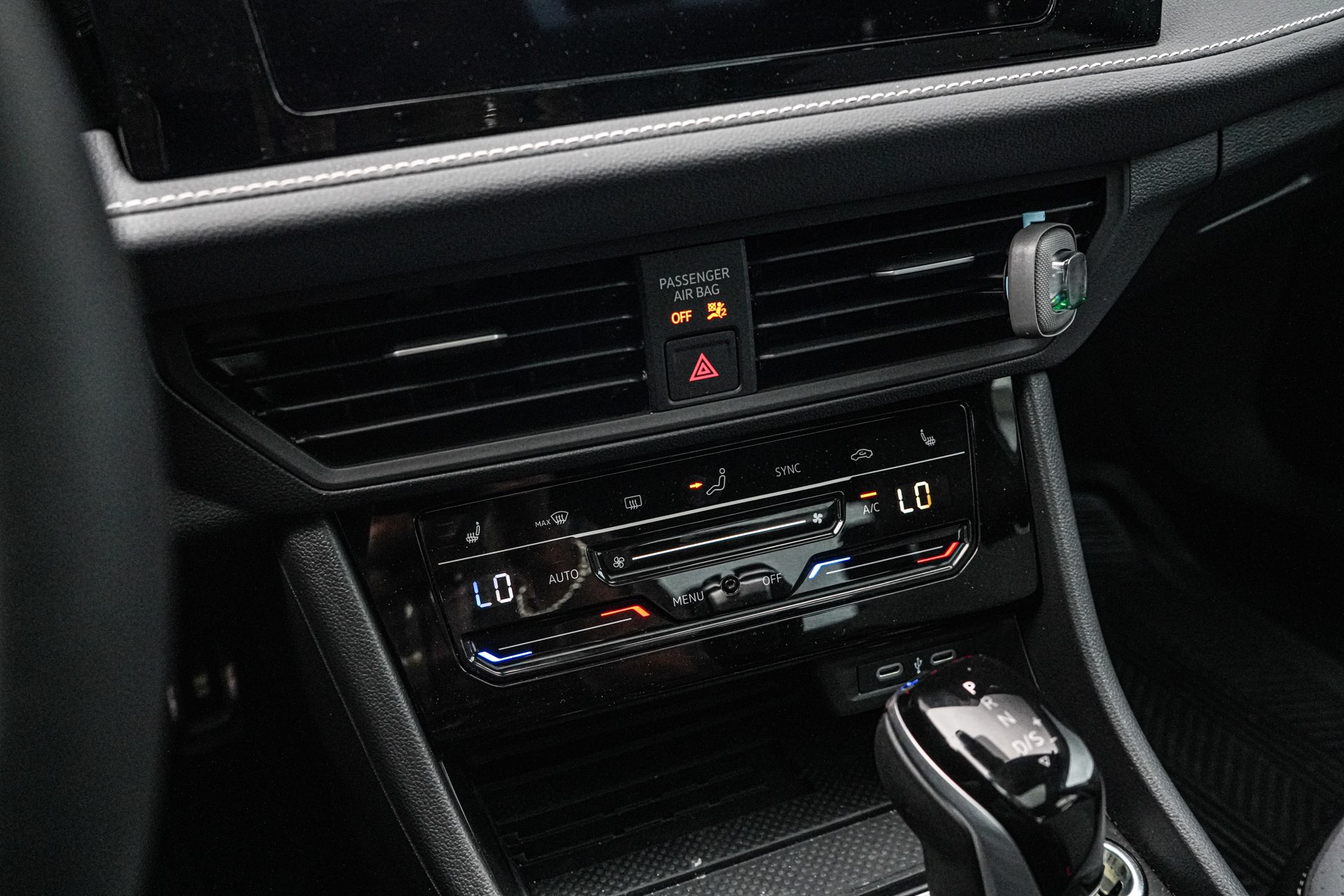 /firstmotors/2025-Volkswagen-Jetta-39178105832512466.jpg