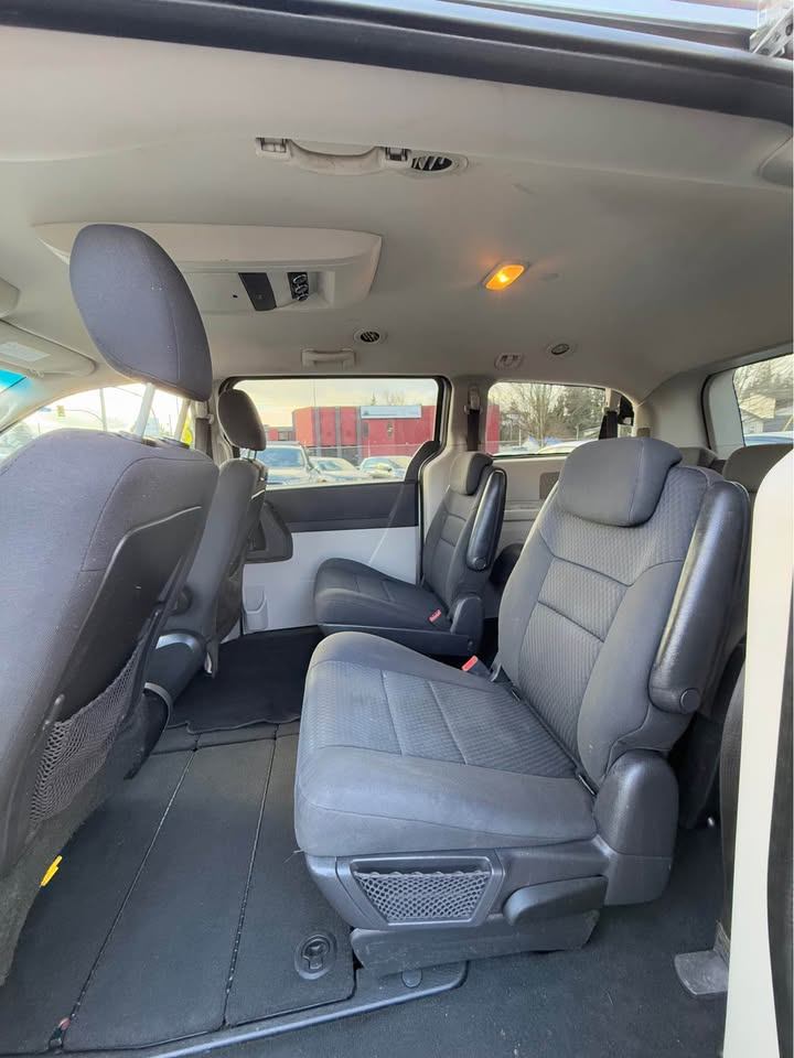 /grewalmotorsltd/2010-Dodge-GrandCaravan-6770872916751807.jpg