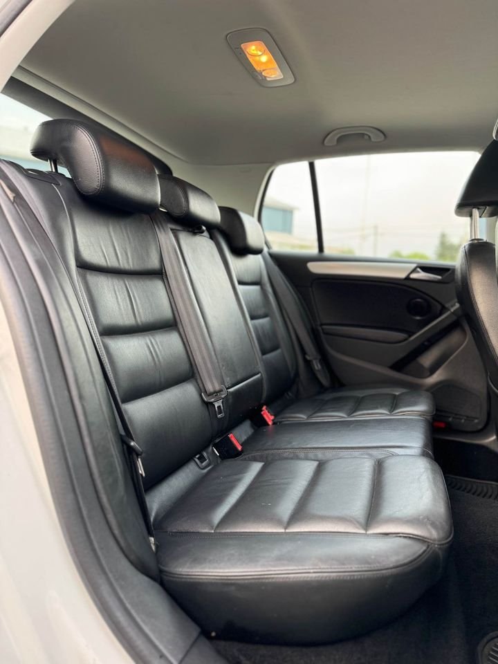 /grewalmotorsltd/2010-Volkswagen-Golf-28523052856813513.jpg
