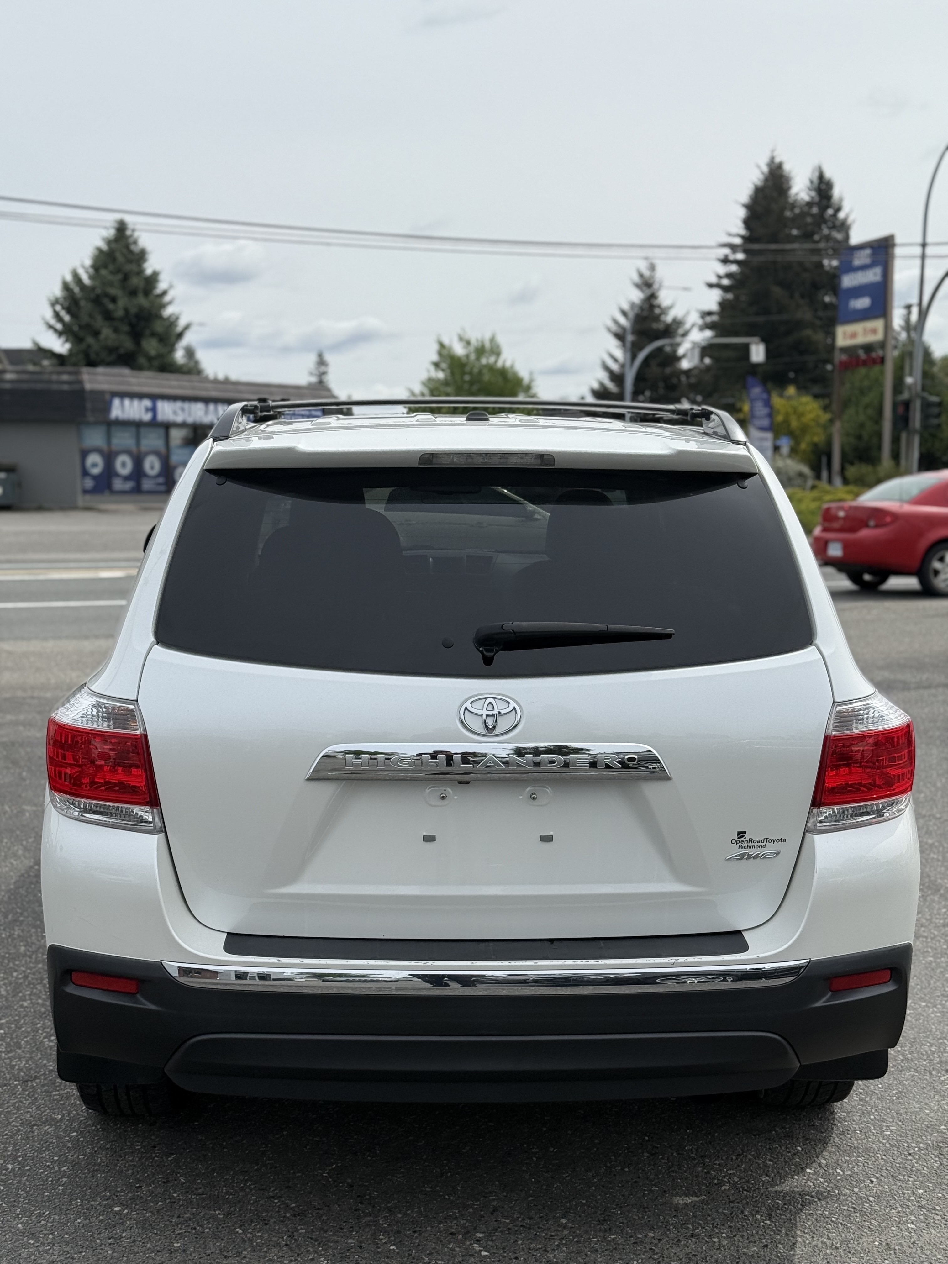 /grewalmotorsltd/2011-Toyota-Highlander-7056222976044502.jpg