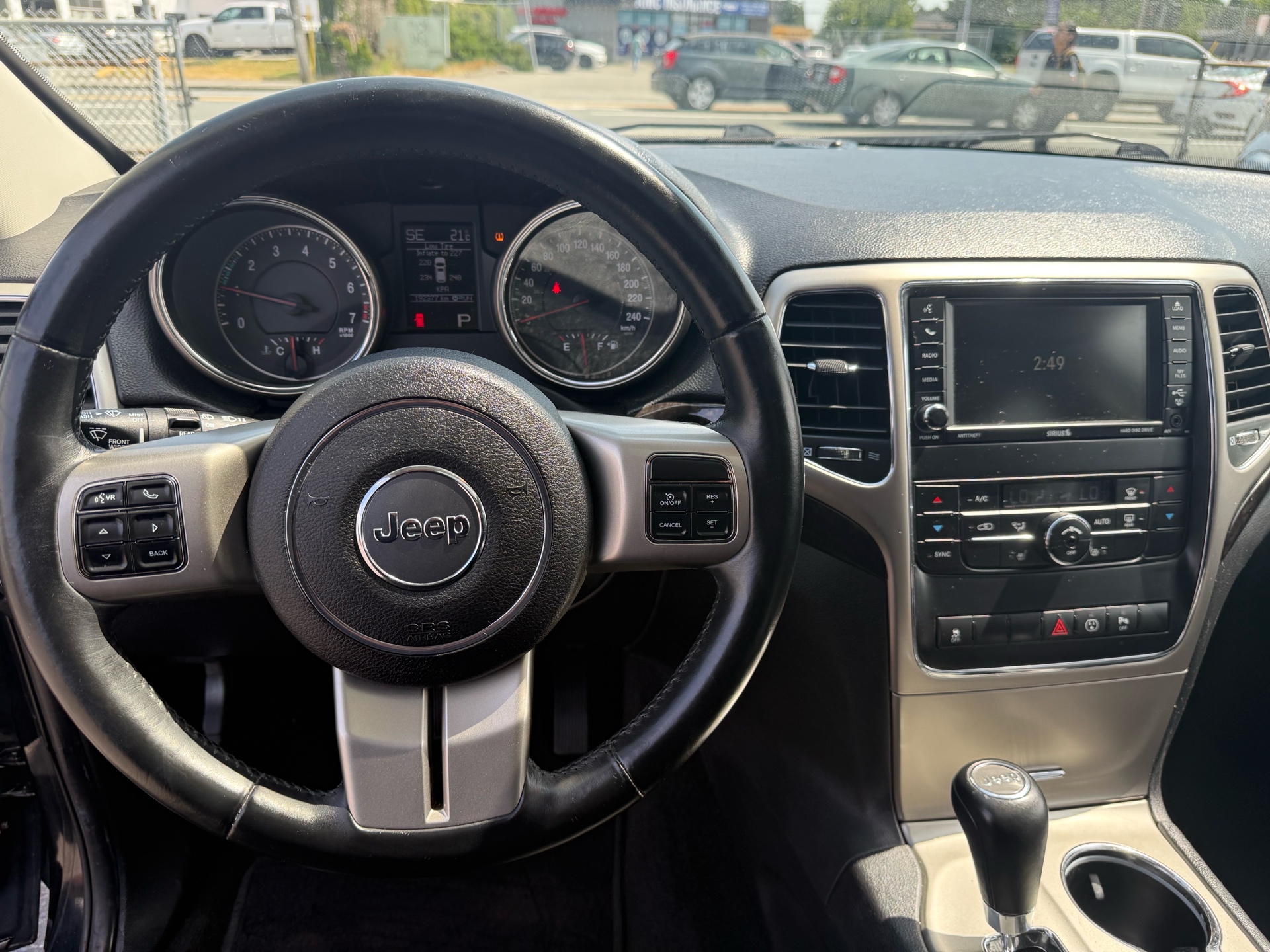 /grewalmotorsltd/2013-Jeep-GrandCherokee-008917615982514615.jpg
