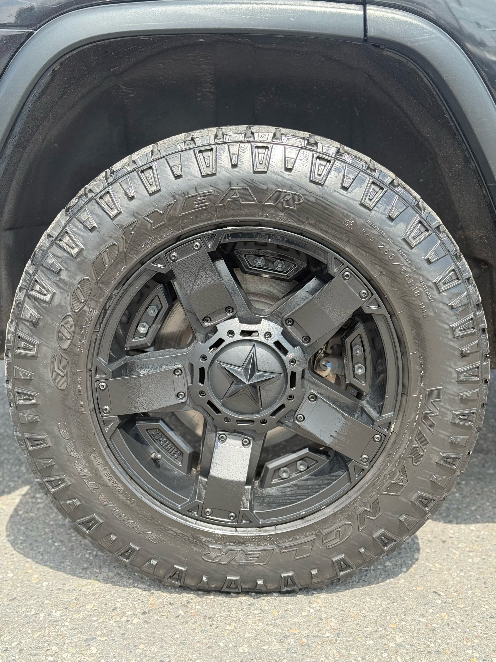 /grewalmotorsltd/2013-Jeep-GrandCherokee-3713363806965191.jpg