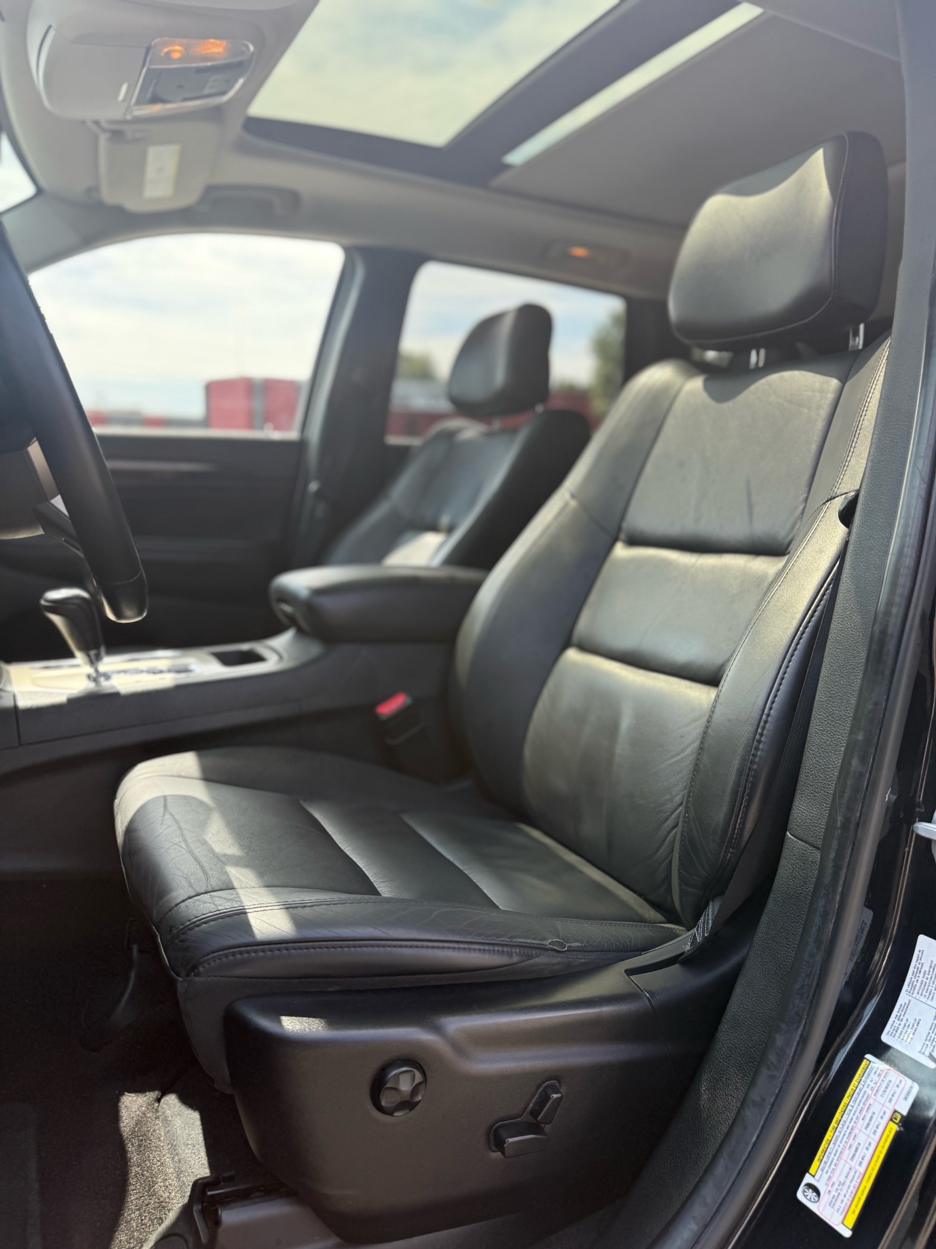 /grewalmotorsltd/2013-Jeep-GrandCherokee-8998369321276669.jpg