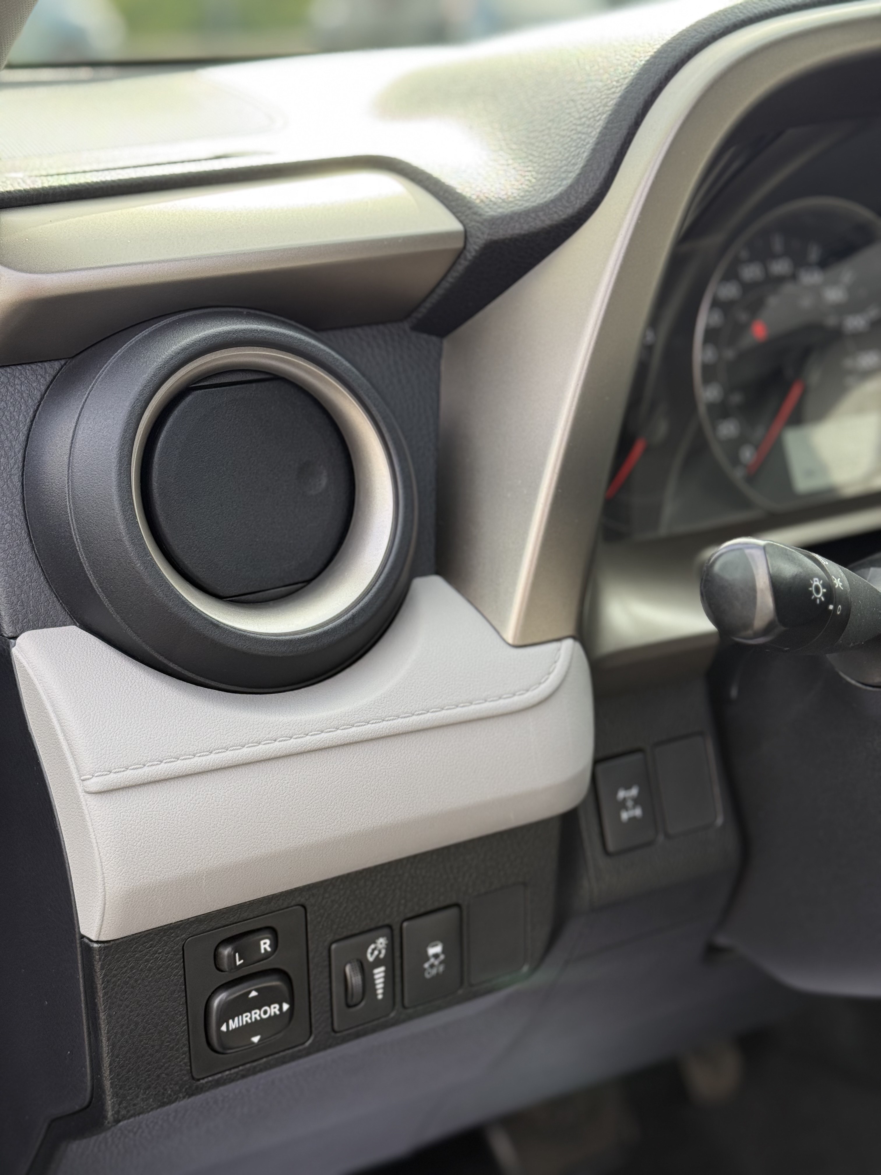 /grewalmotorsltd/2013-Toyota-RAV4-7188715894474949.jpg