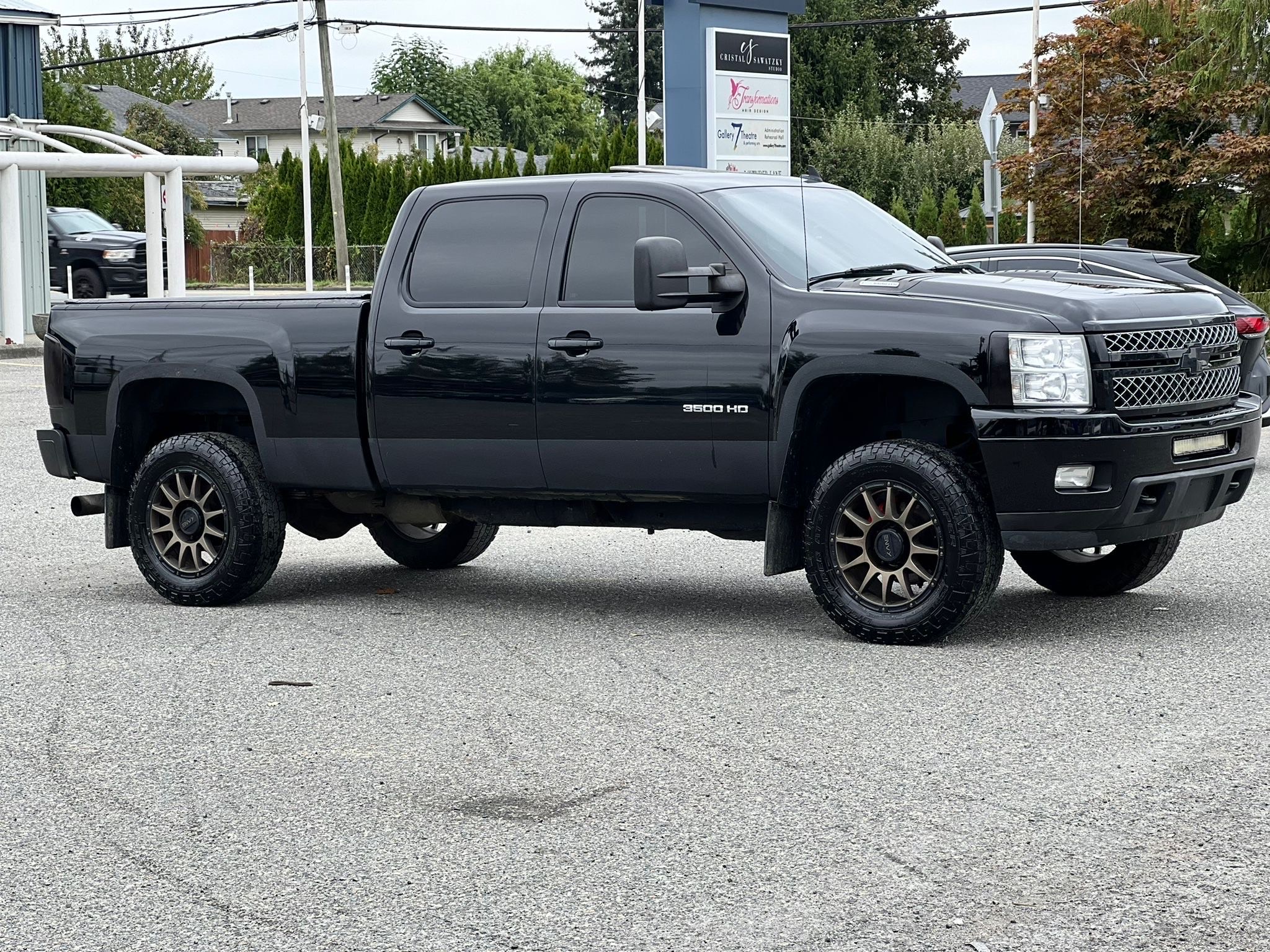 /grewalmotorsltd/2014-Chevrolet-Silverado3500HD-12008072032981221.jpg