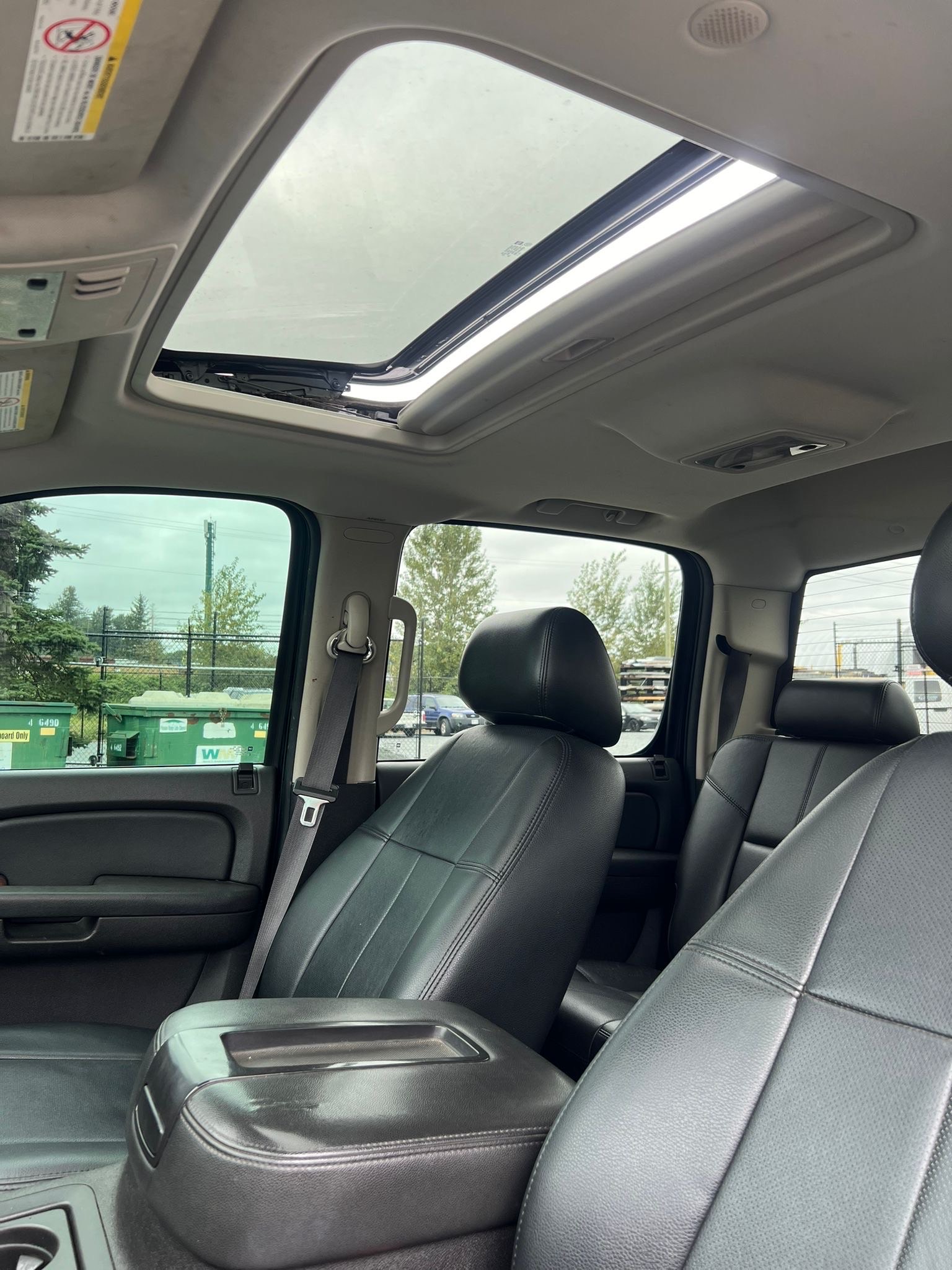 /grewalmotorsltd/2014-Chevrolet-Silverado3500HD-49694737561705704.jpg