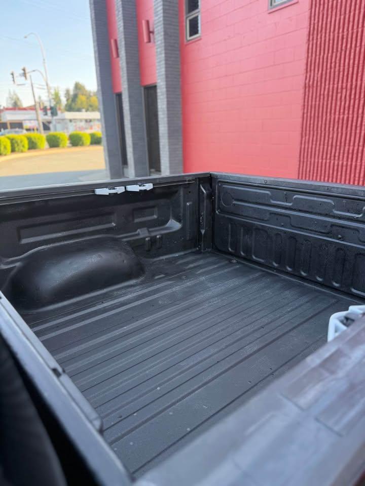 /grewalmotorsltd/2014-Toyota-Tundra-14457239985682135.jpg