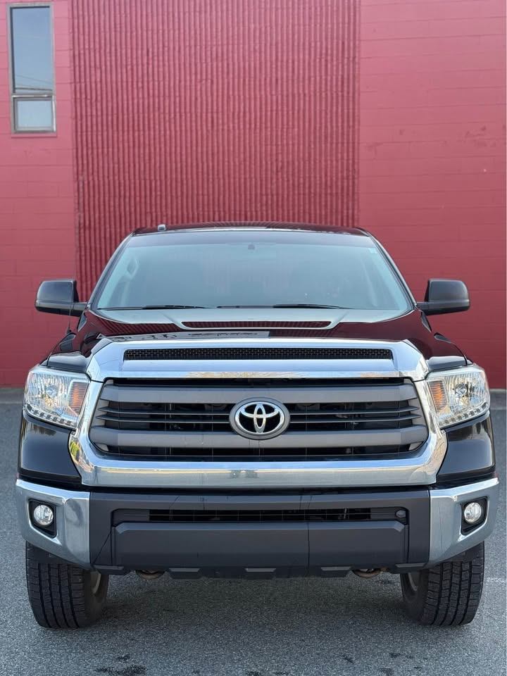 /grewalmotorsltd/2014-Toyota-Tundra-8272896828430736.jpg
