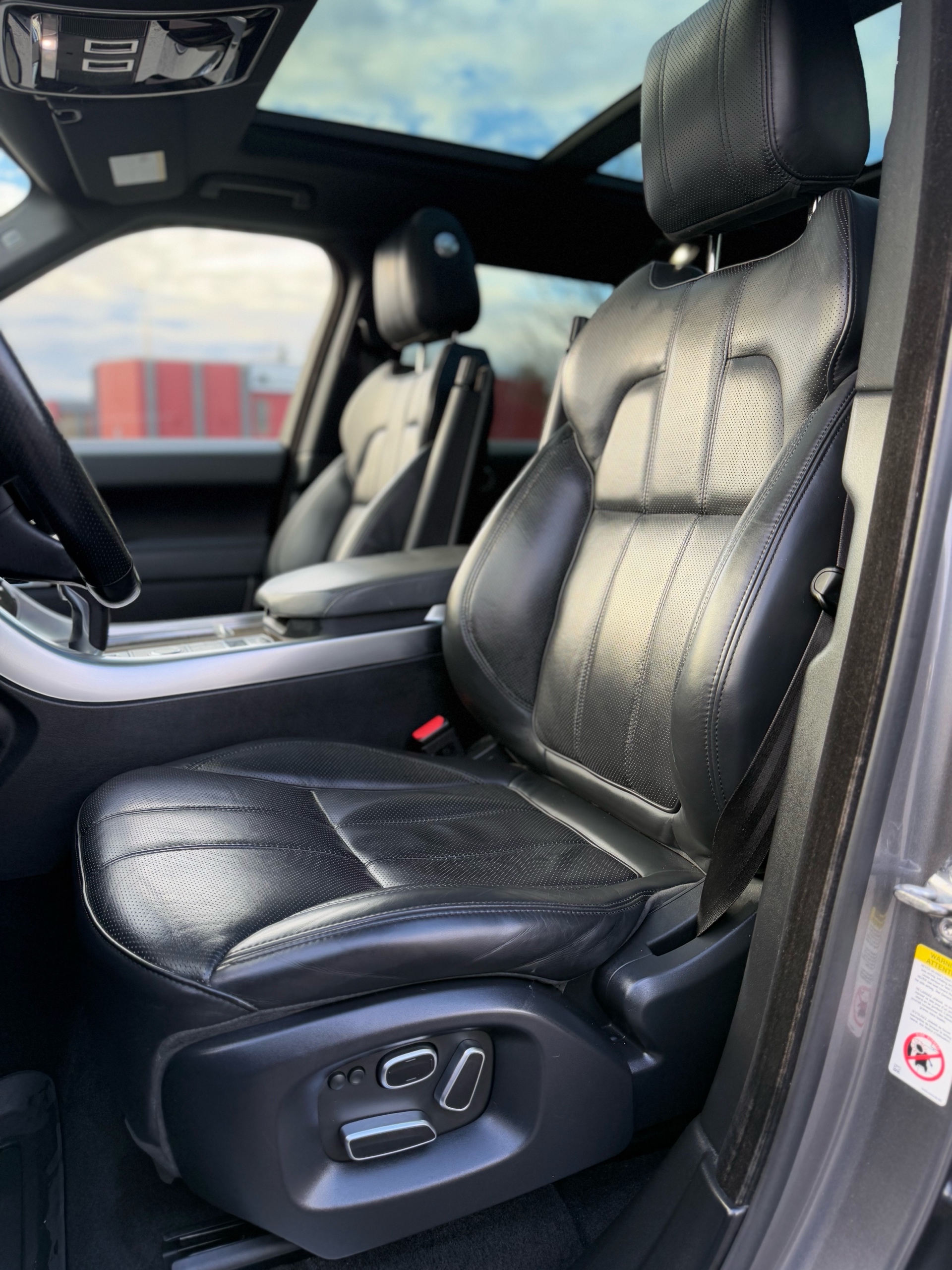 /grewalmotorsltd/2015-LandRover-RangeRover-23496680241375967.jpg