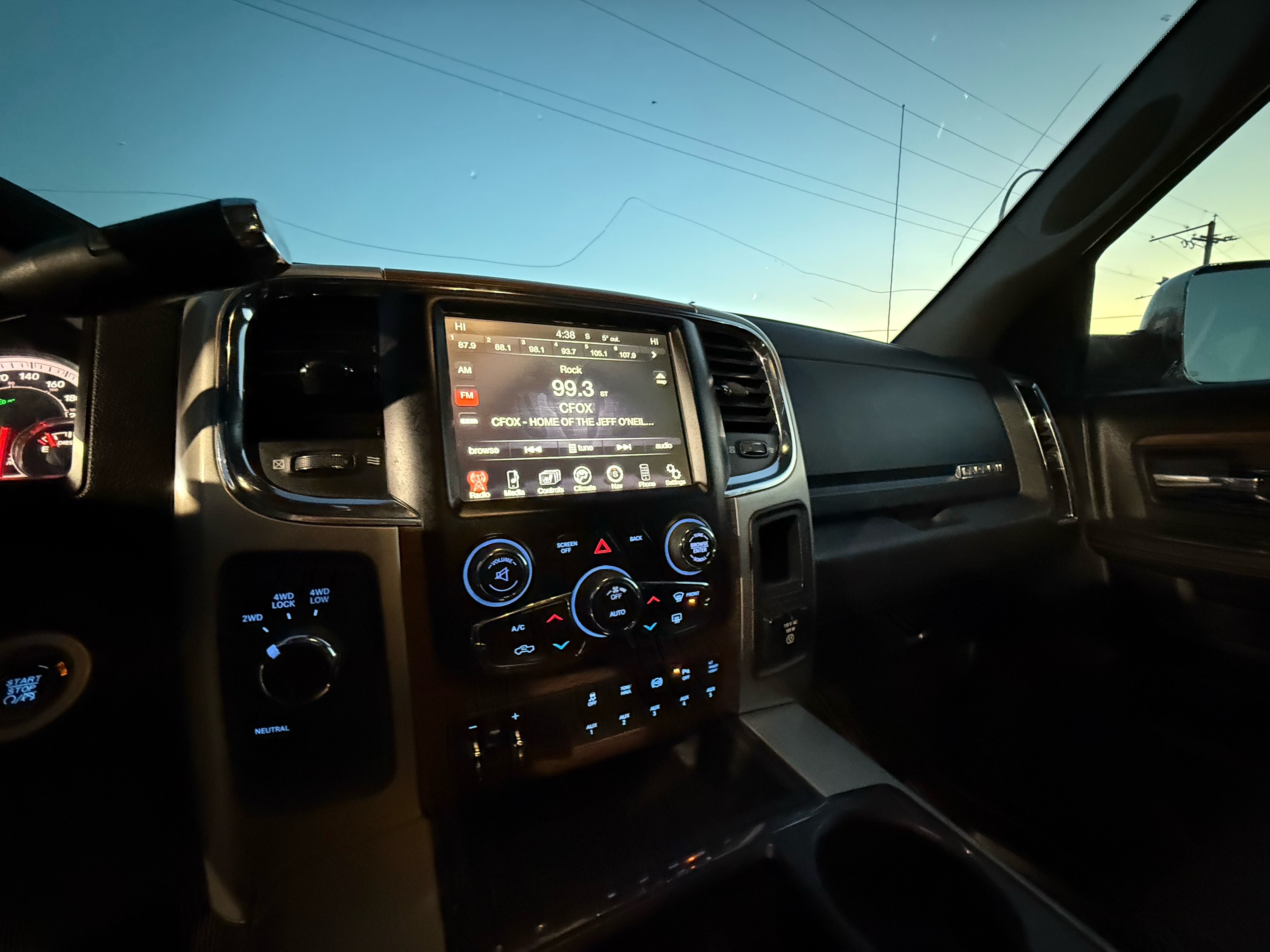 /grewalmotorsltd/2015-Ram-3500-4478262083994258.jpg