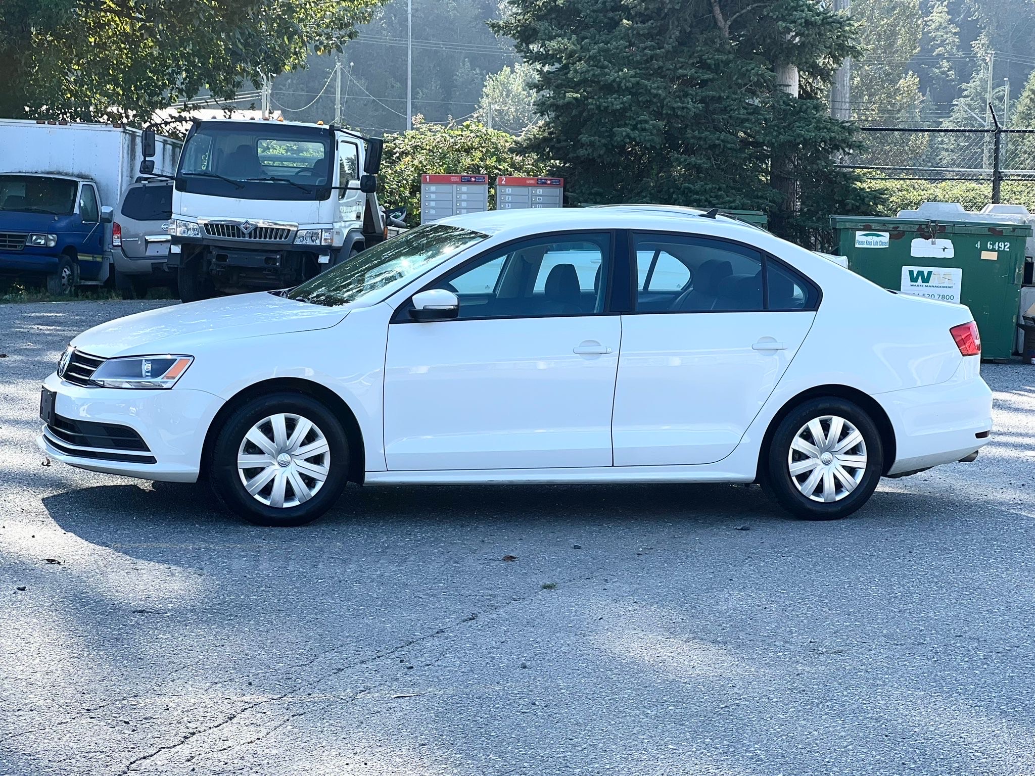 /grewalmotorsltd/2015-Volkswagen-Jetta-14157798742500738.jpg