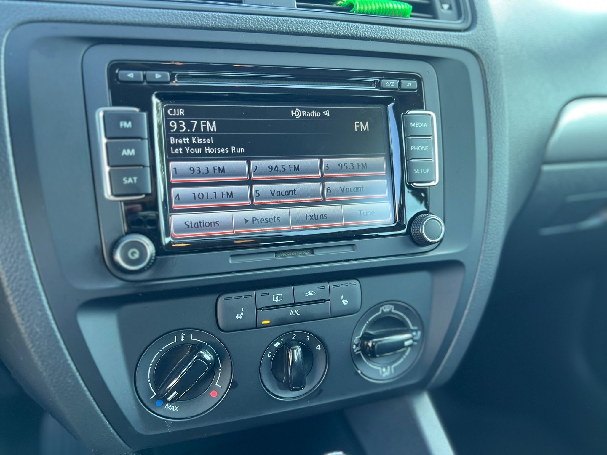 /grewalmotorsltd/2015-Volkswagen-Jetta-20135184594281408.jpg