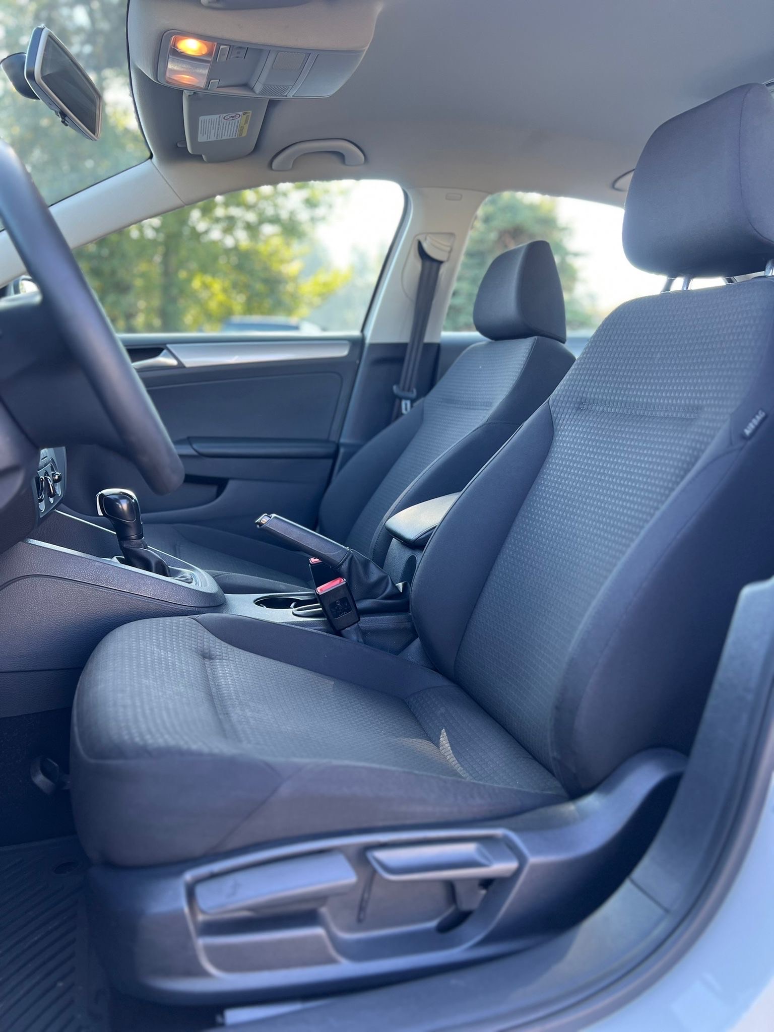 /grewalmotorsltd/2015-Volkswagen-Jetta-2474693242979411.jpg