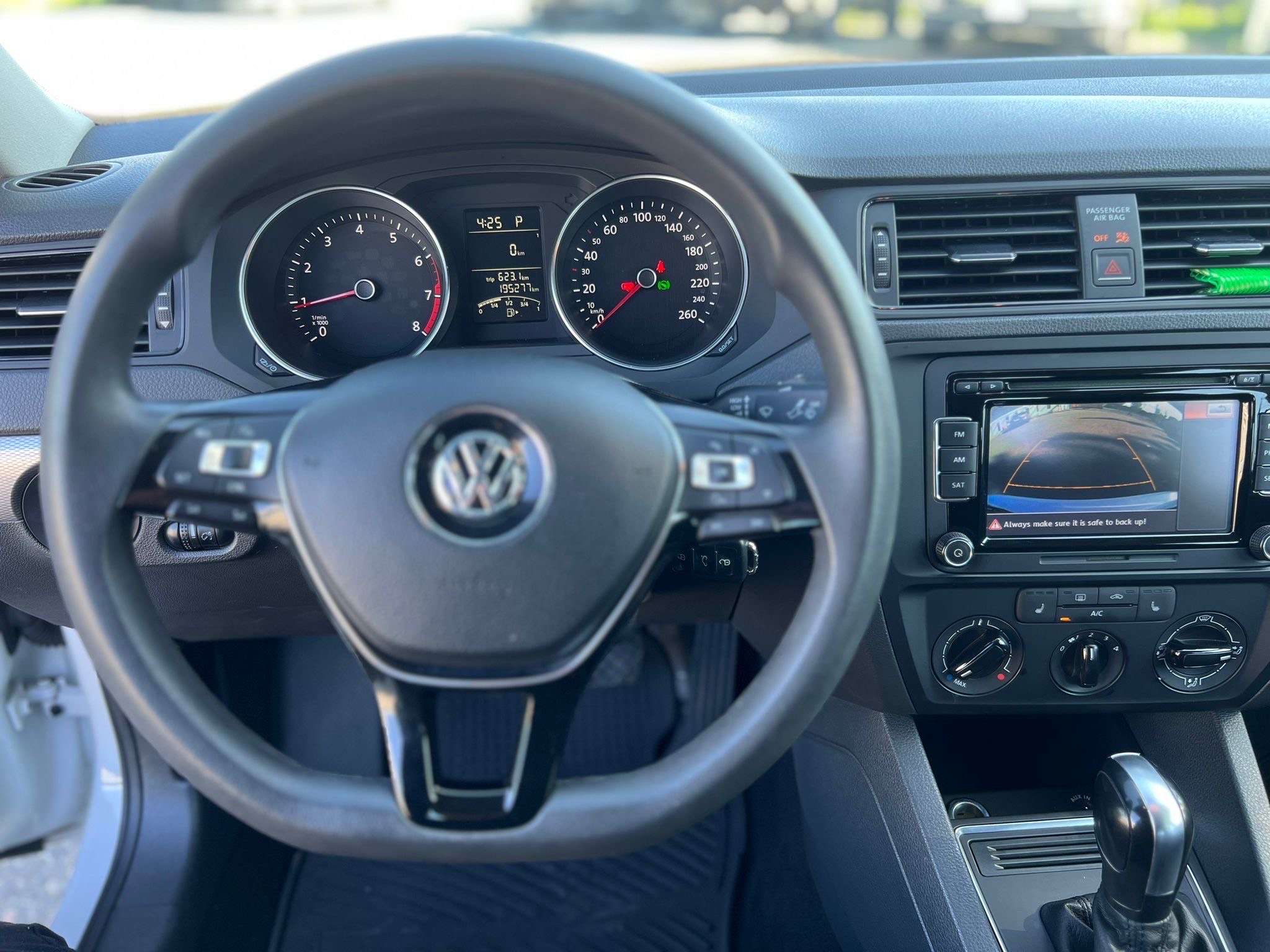 /grewalmotorsltd/2015-Volkswagen-Jetta-8420244582364489.jpg