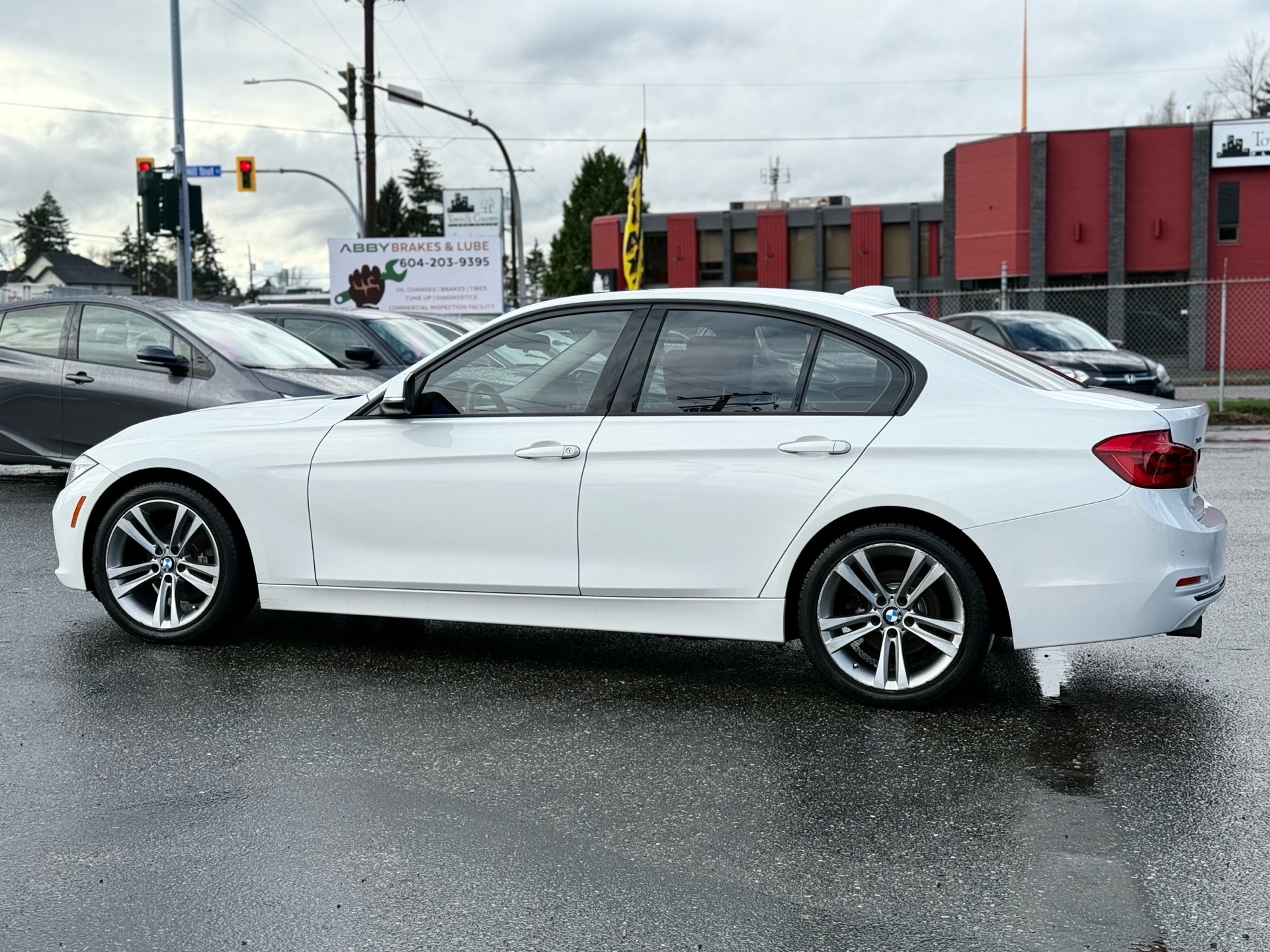 /grewalmotorsltd/2016-BMW-3Series-1289639561242113.jpg