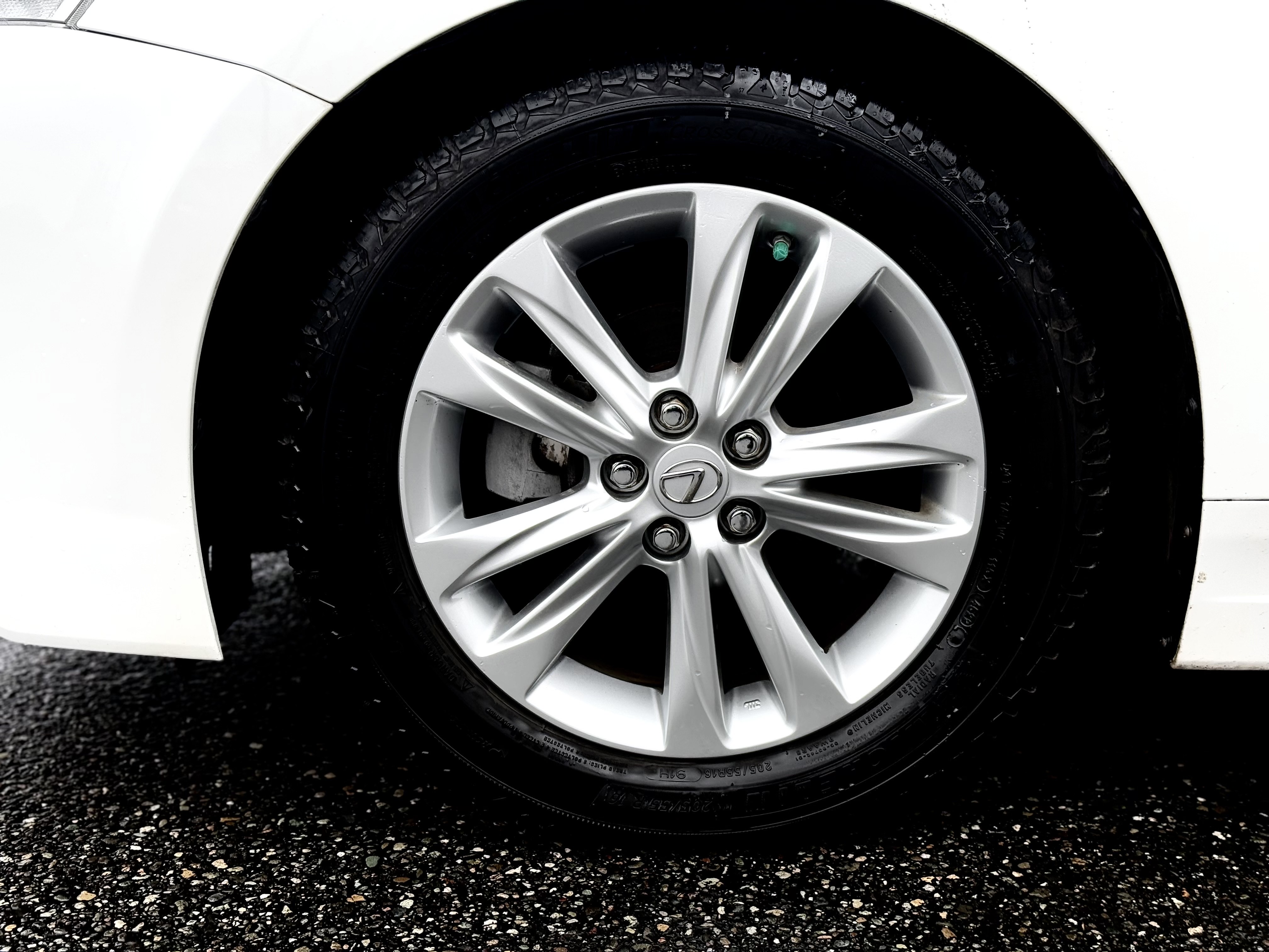 /grewalmotorsltd/2016-Lexus-CT200h-468997756549252.jpg