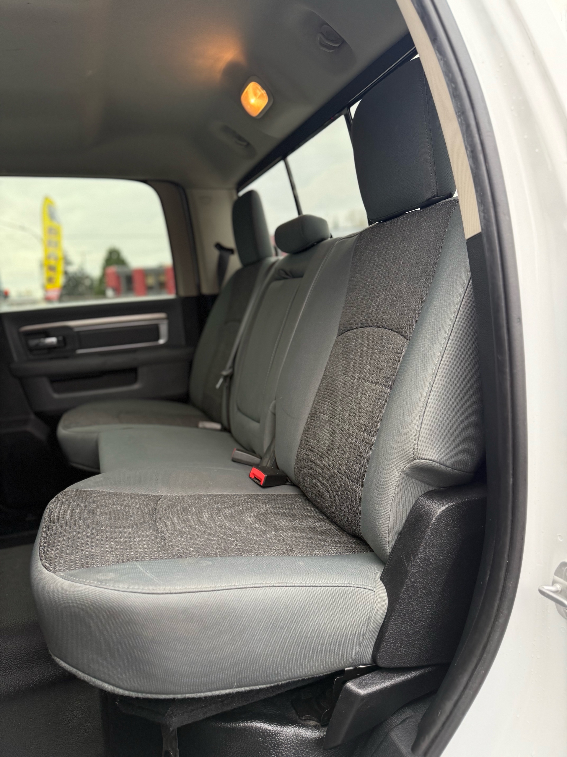 /grewalmotorsltd/2016-Ram-3500-6056617900700407.jpg