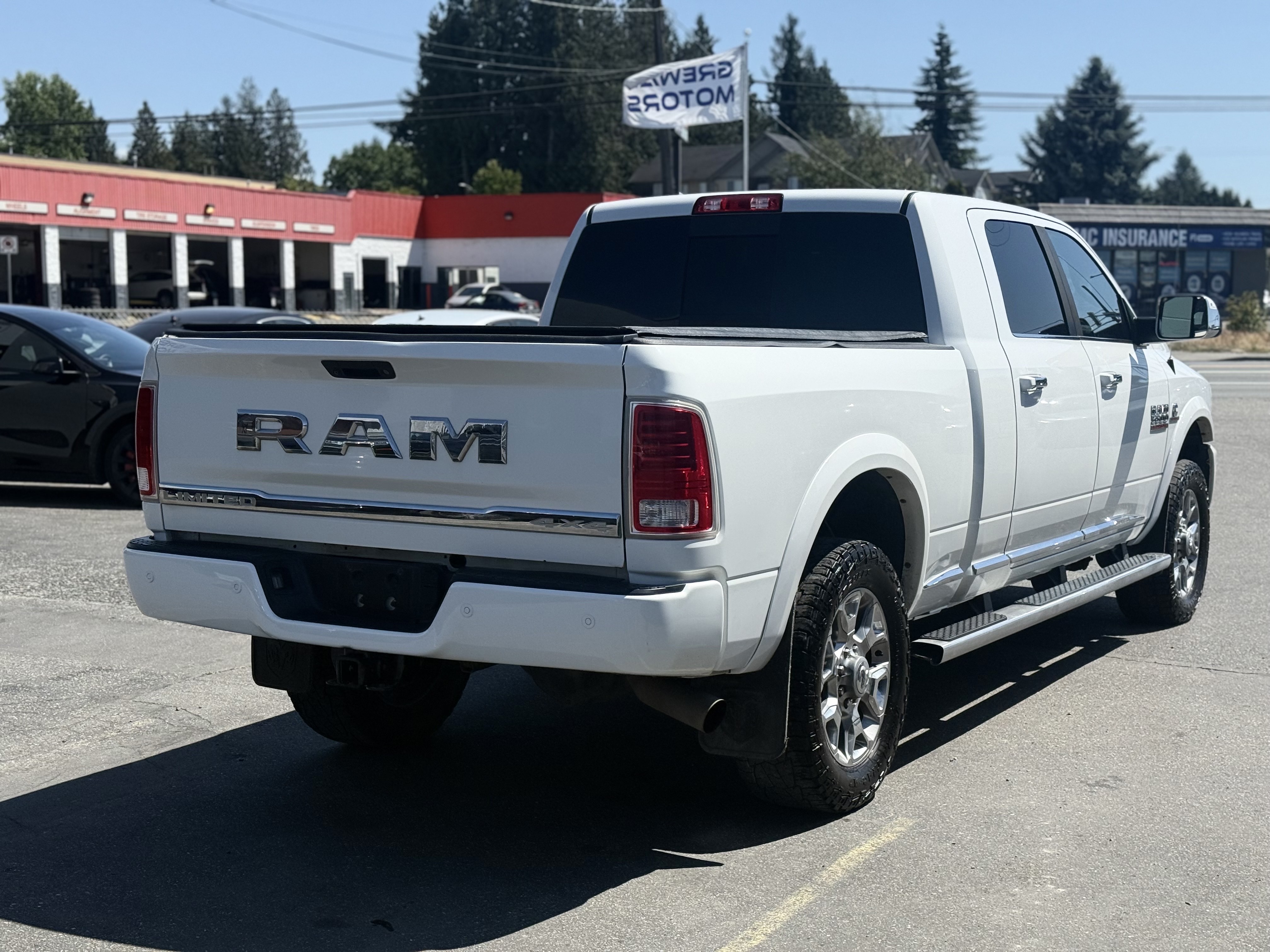 /grewalmotorsltd/2016-Ram-3500-667106240839777.jpg