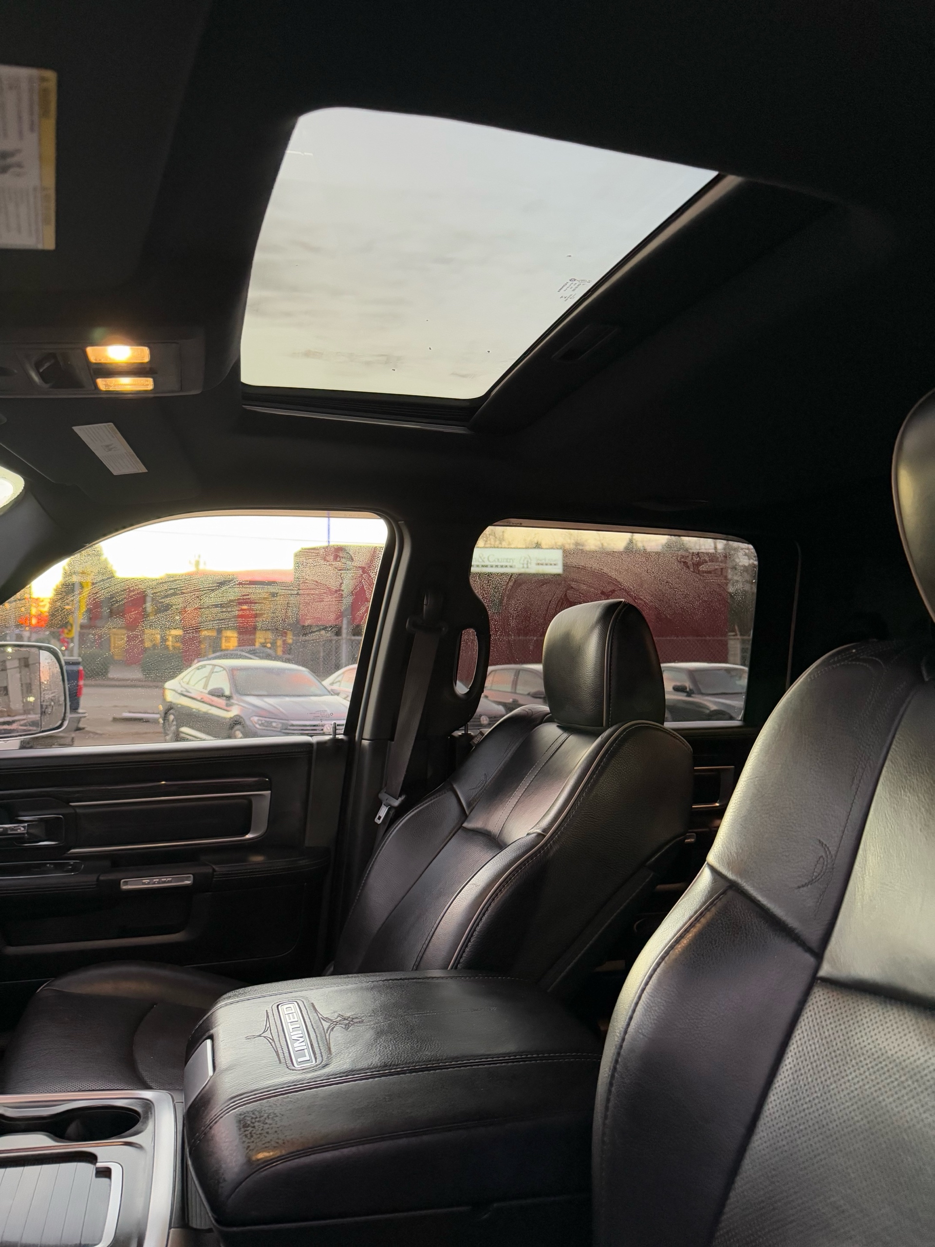 /grewalmotorsltd/2016-Ram-3500-8044933433684476.jpg