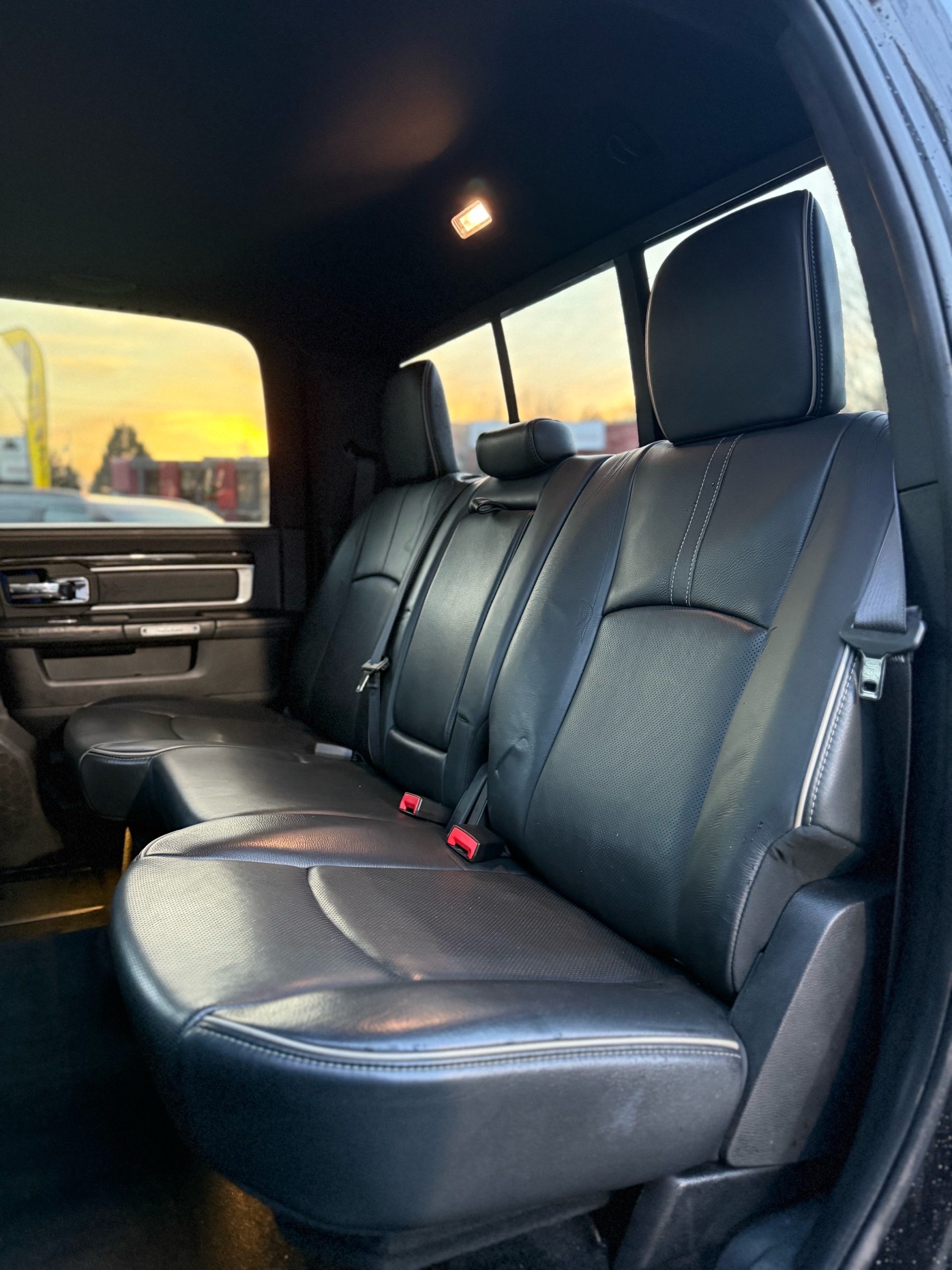 /grewalmotorsltd/2016-Ram-3500-9418639504057722.jpg