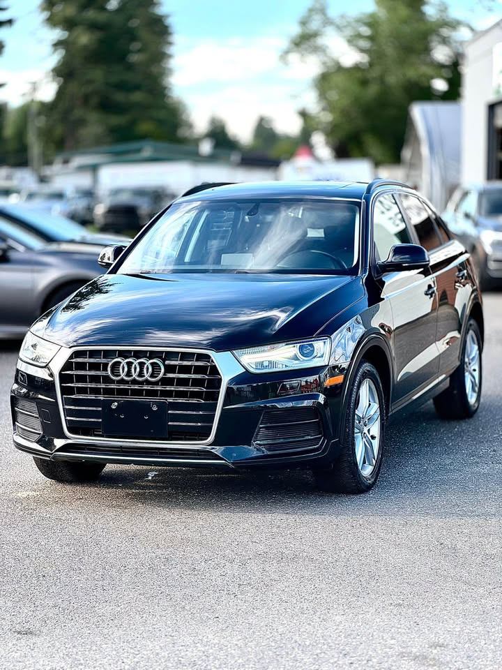 /grewalmotorsltd/2017-Audi-Q3-48930499906442915.jpg