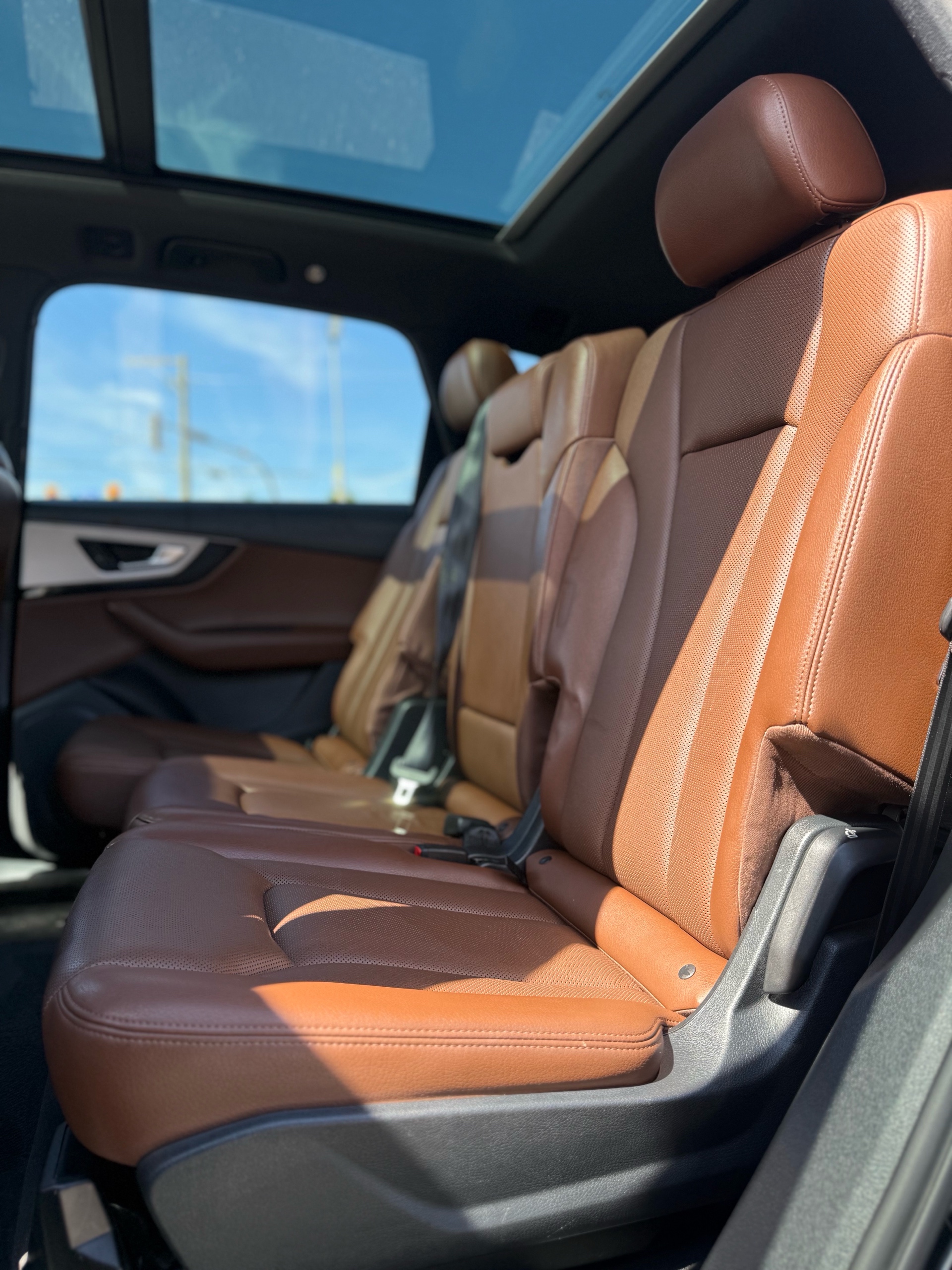 /grewalmotorsltd/2017-Audi-Q7-25044370010786365.jpg