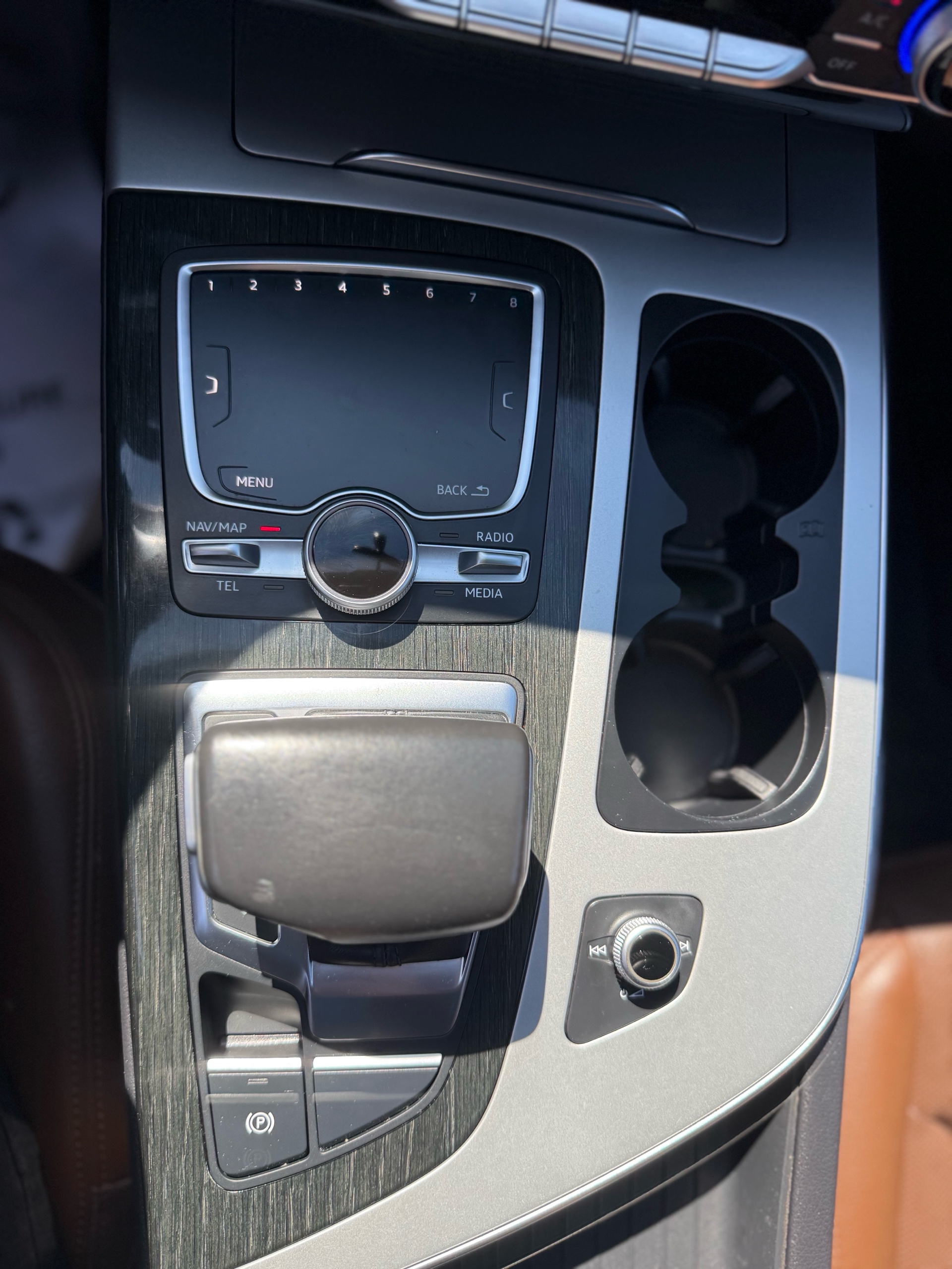 /grewalmotorsltd/2017-Audi-Q7-28175740794738036.jpg