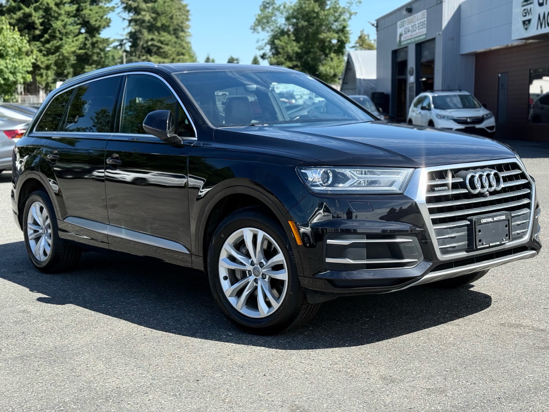 /grewalmotorsltd/2017-Audi-Q7-3016722629229551.jpg