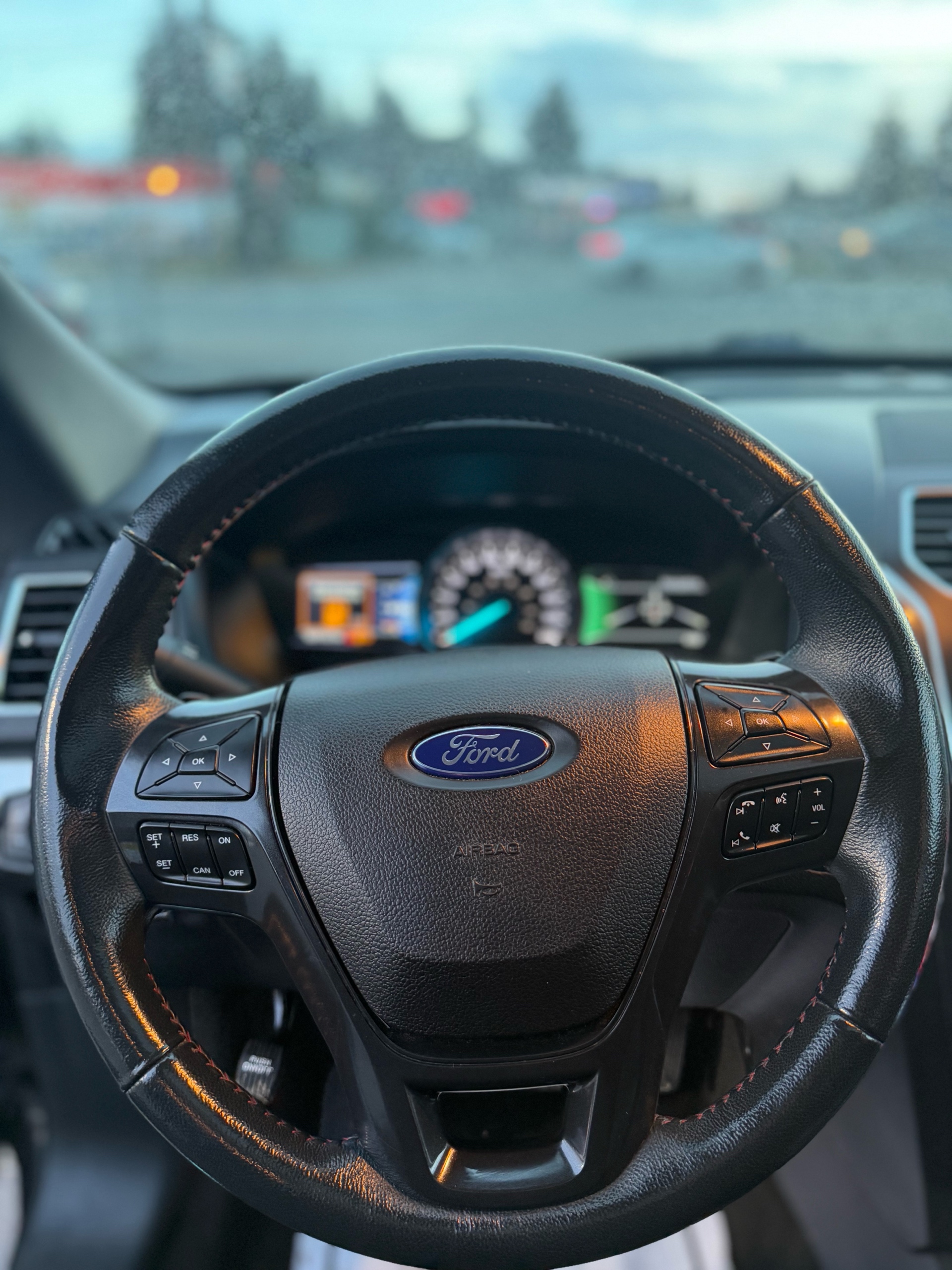 /grewalmotorsltd/2017-Ford-Explorer-05992073396285602.jpg
