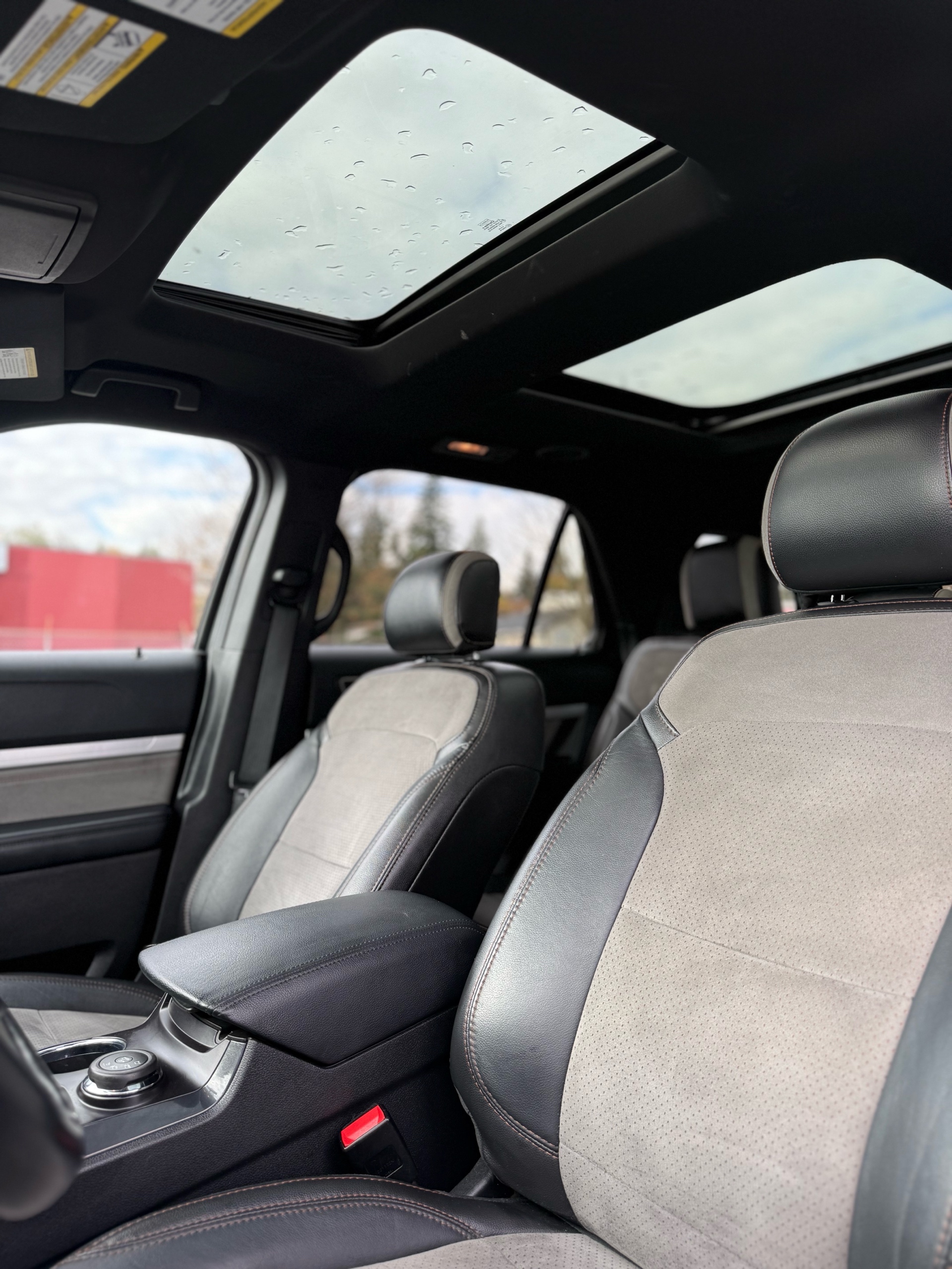 /grewalmotorsltd/2017-Ford-Explorer-44222512983681805.jpg