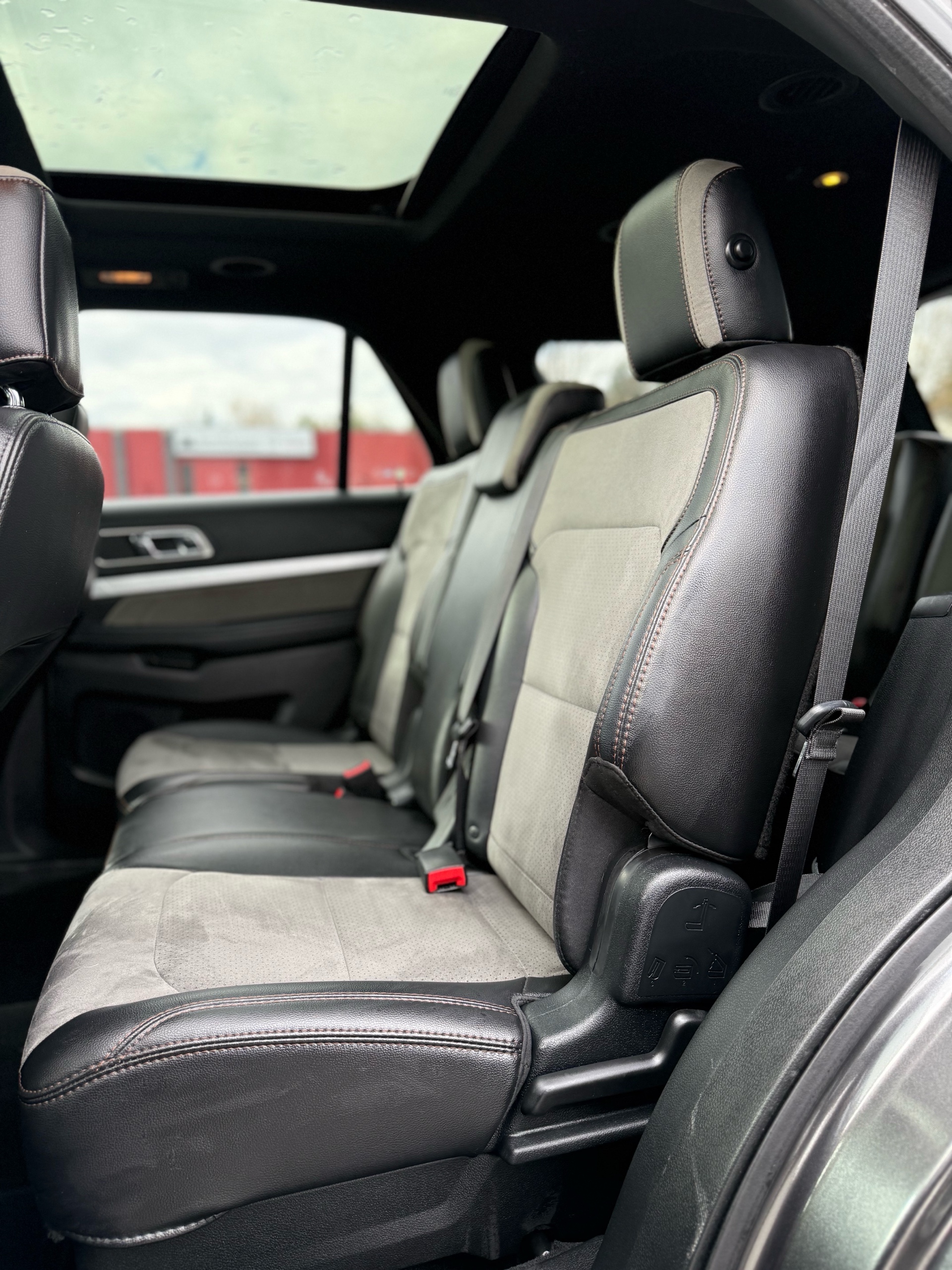 /grewalmotorsltd/2017-Ford-Explorer-5953211098466904.jpg