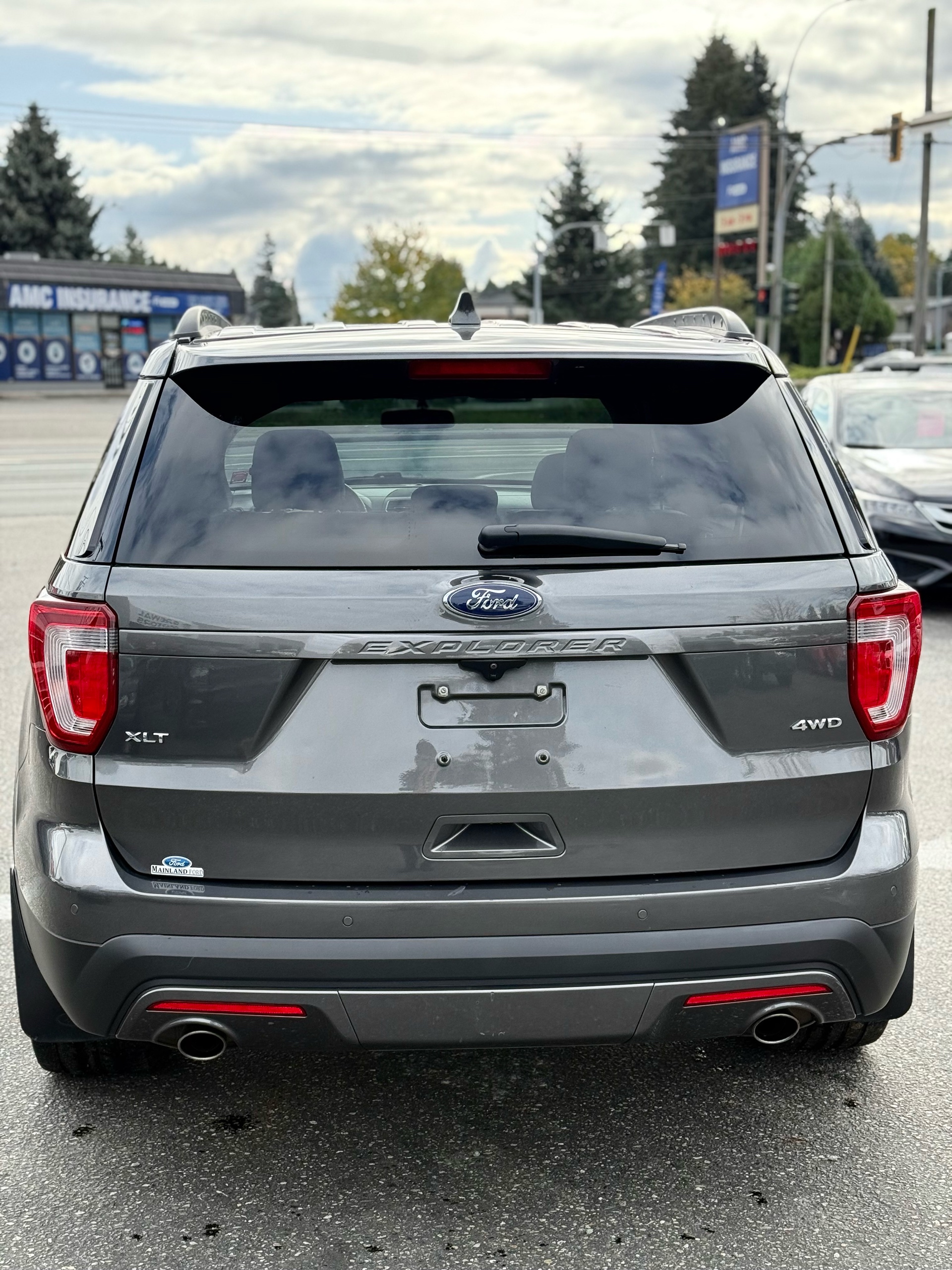 /grewalmotorsltd/2017-Ford-Explorer-9941389718652849.jpg