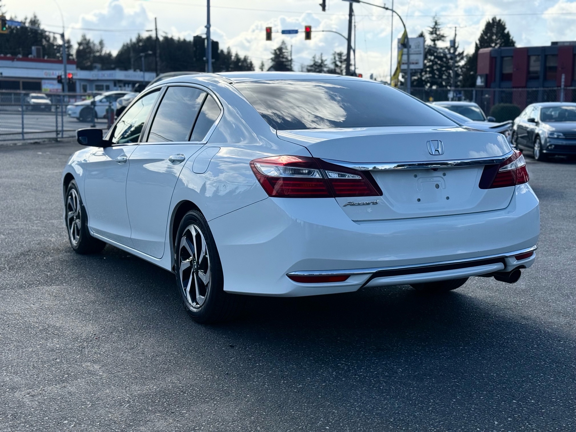 /grewalmotorsltd/2017-Honda-Accord-8520643114296291.jpg